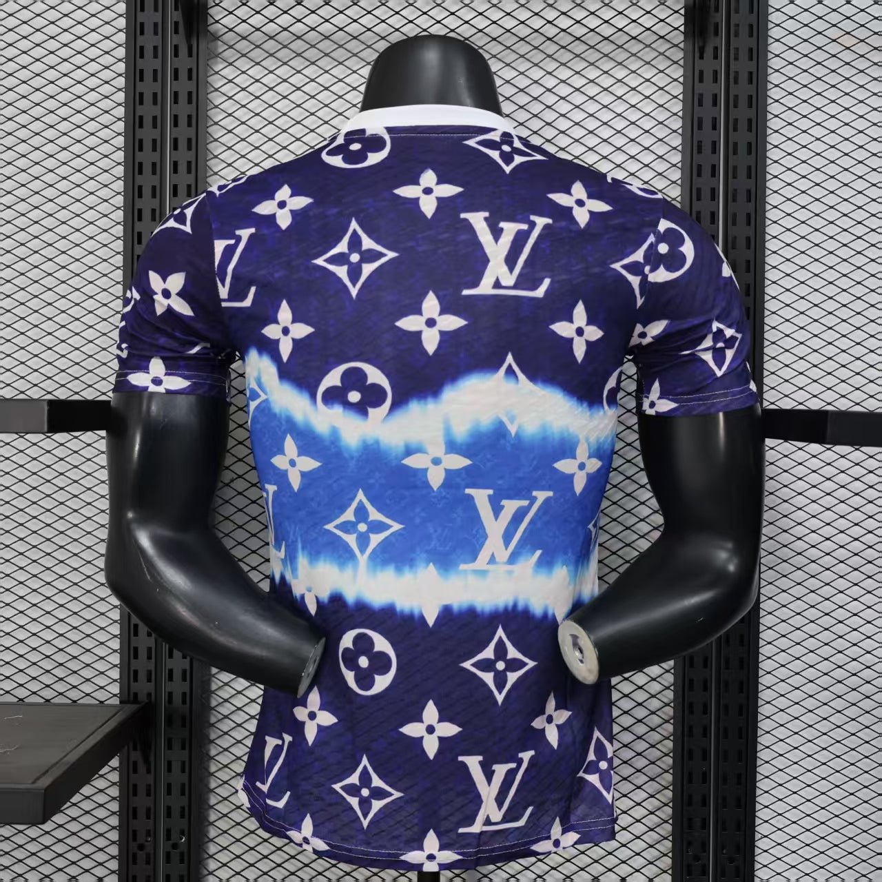 {Style No: 7000} Real Madrid x Louis Vuitton ??Royal Monogram?? Kit 25/26 - Image 5