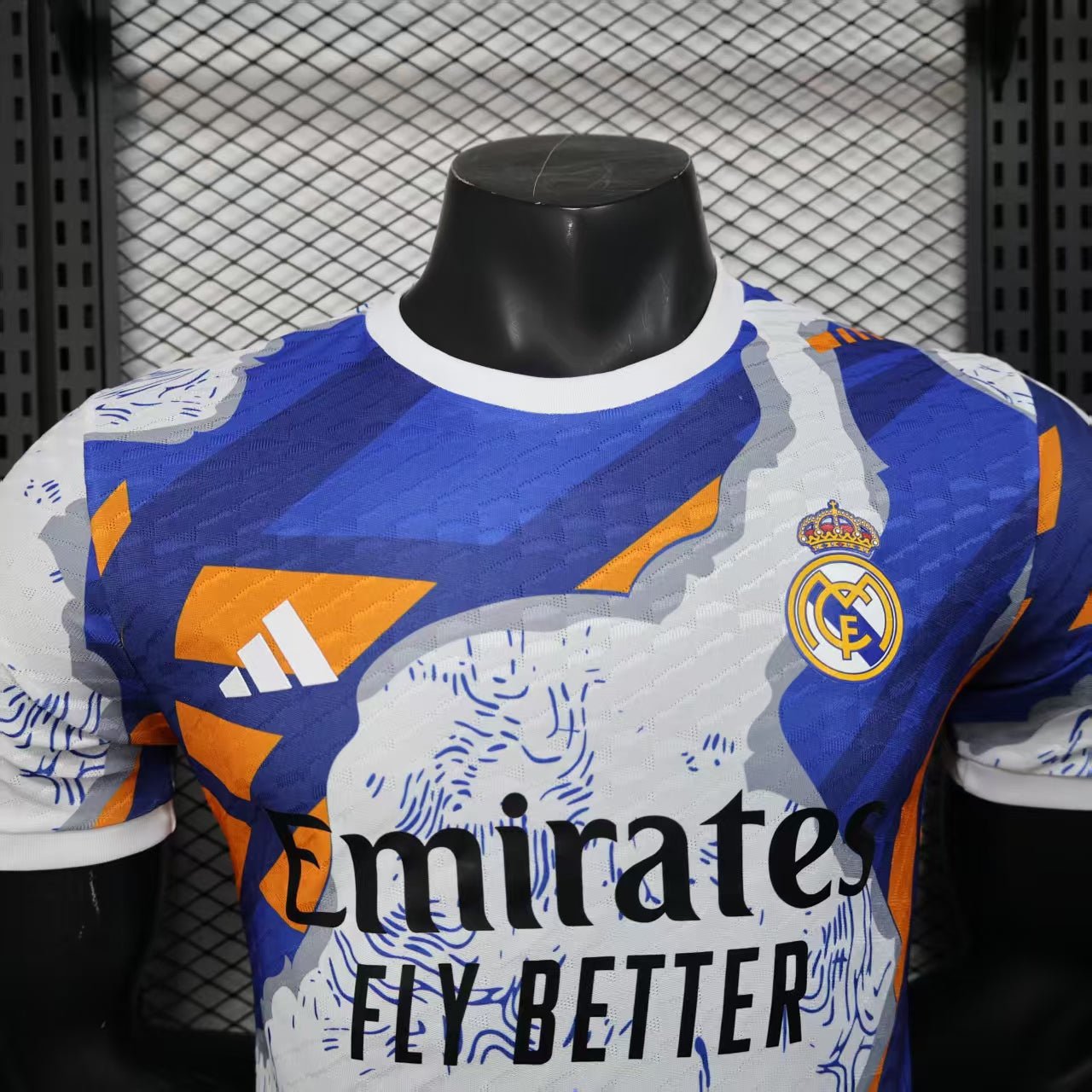 {Style No: 6208} Real Madrid ??Urban Storm?? Kit 25/26 - Image 4