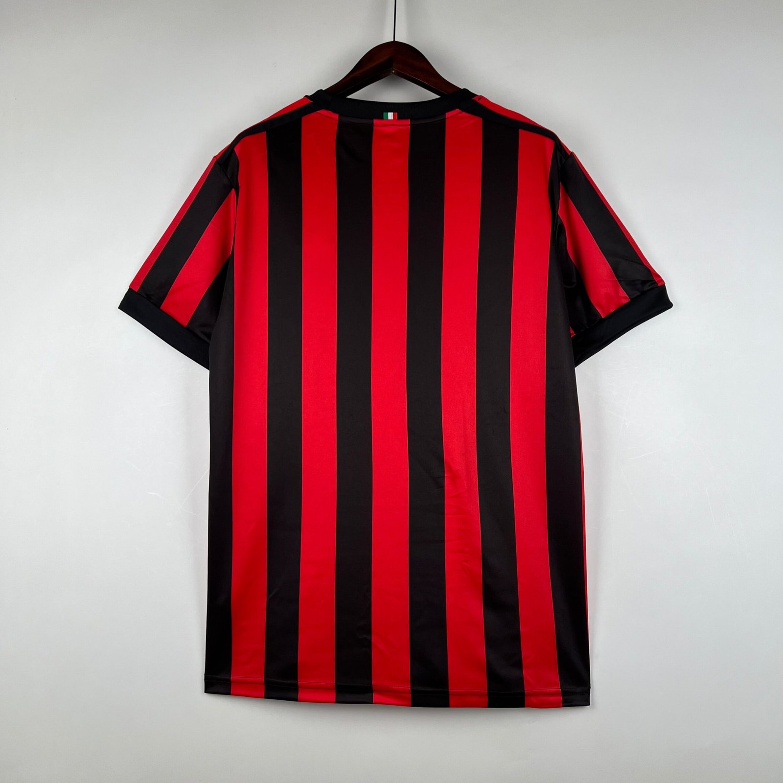 {Style No: 25573} AC Milan Home Kit 17/18 - Image 2