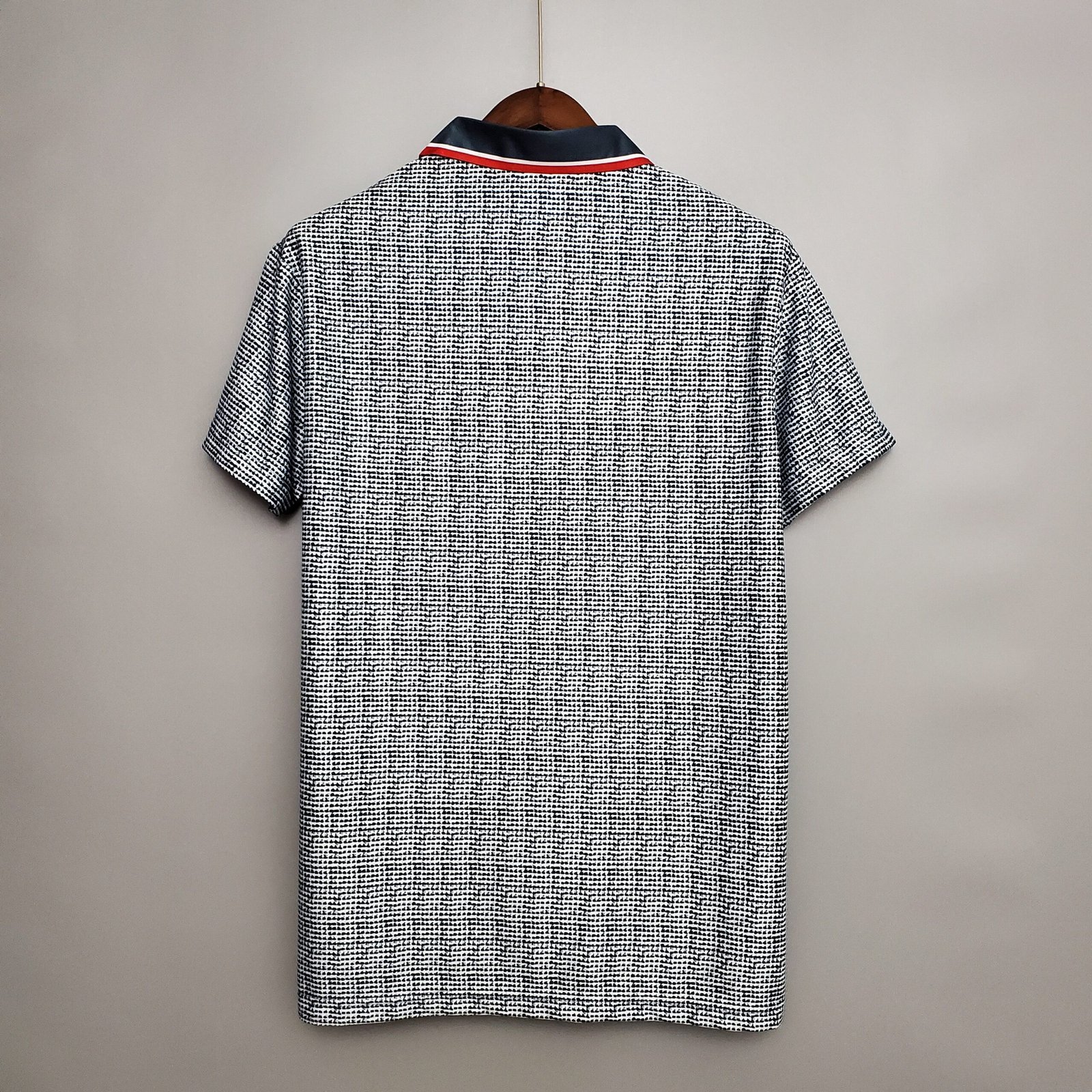 {Style No: 13672} Manchester United Away Kit 95/96 - Image 3