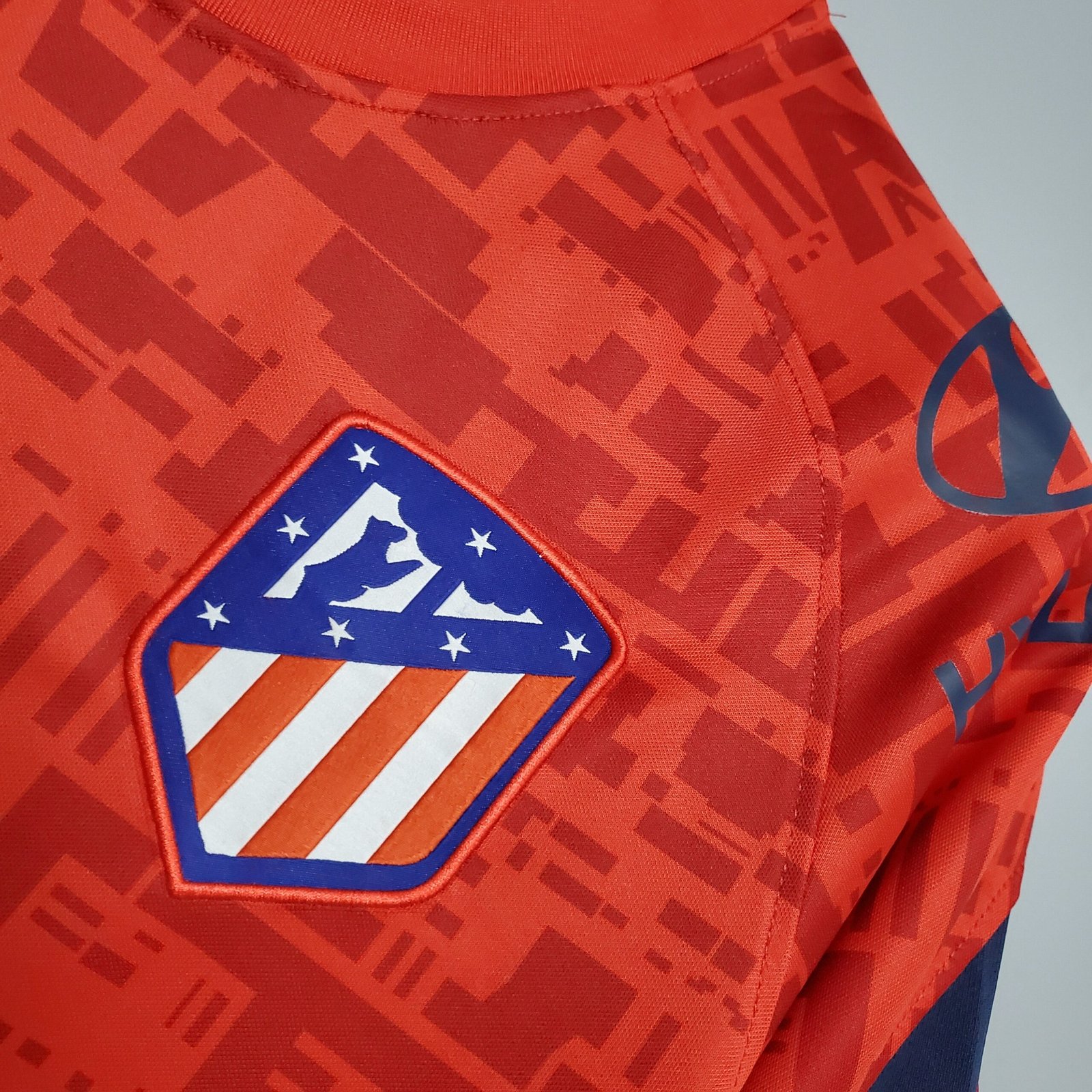 {Style No: 22640} Atletico Madrid Pre-Match Kit 20/21 - Image 2