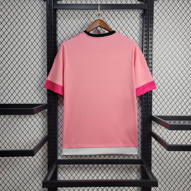 {Style No: 26353} Juventus Away Kit 15/16 - Image 2