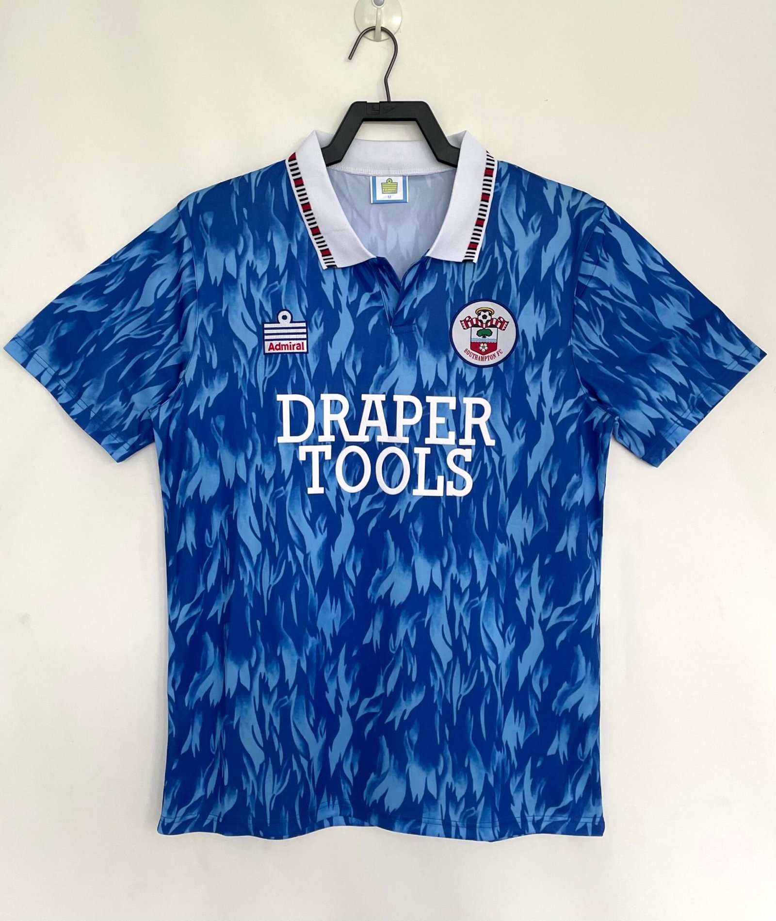 {Style No: 15579} Southampton Away Kit 91/92