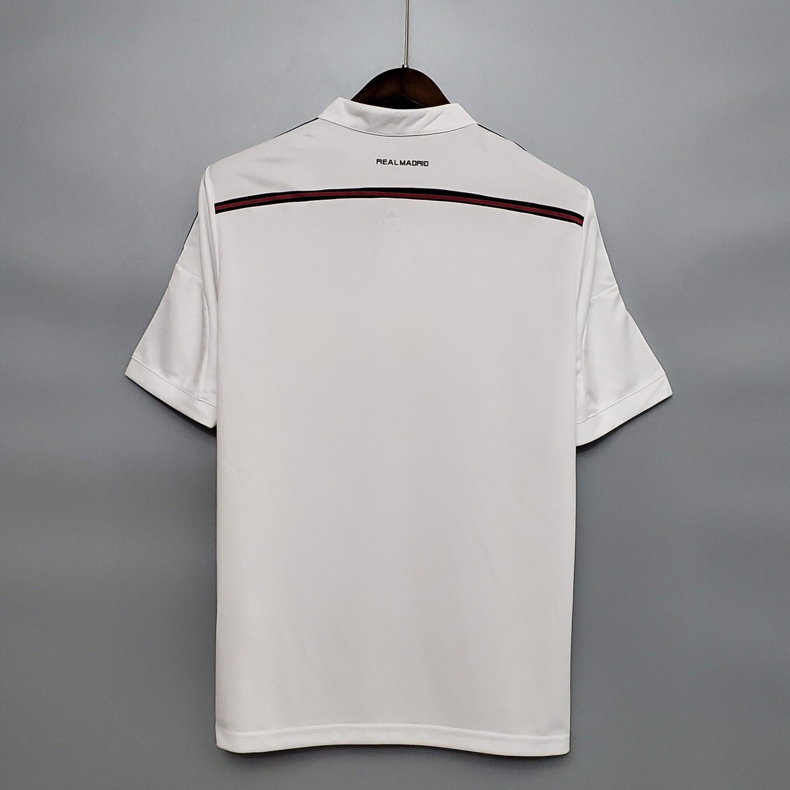 {Style No: 22287} Real Madrid Home Kit 14/15 - Image 3