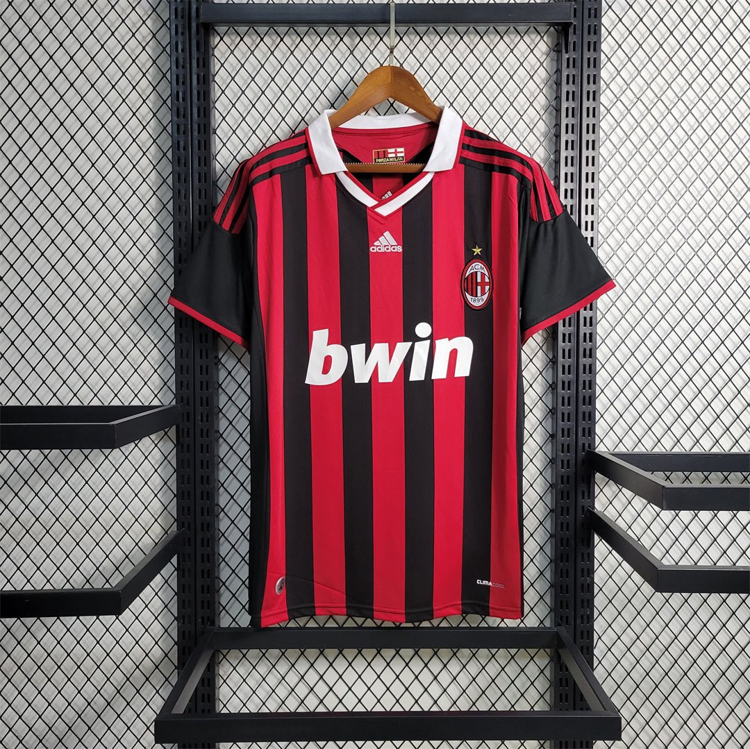 {Style No: 26183} AC Milan Home Kit 09/10