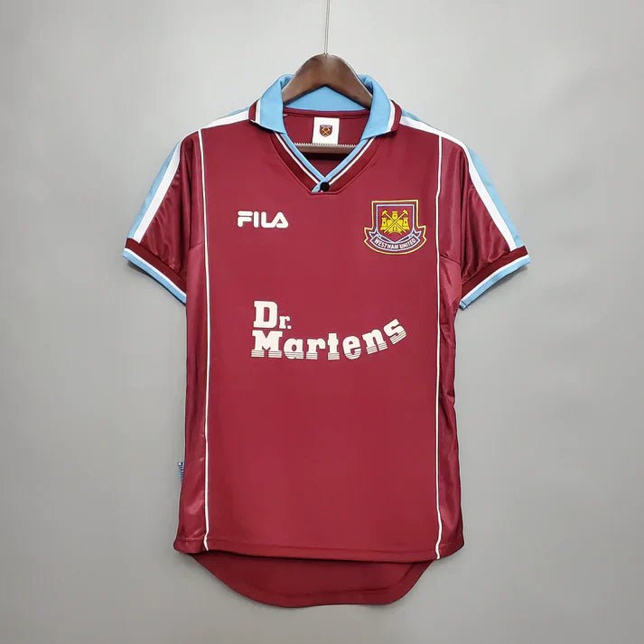 {Style No: 15237} West Ham United Home Kit 99/01