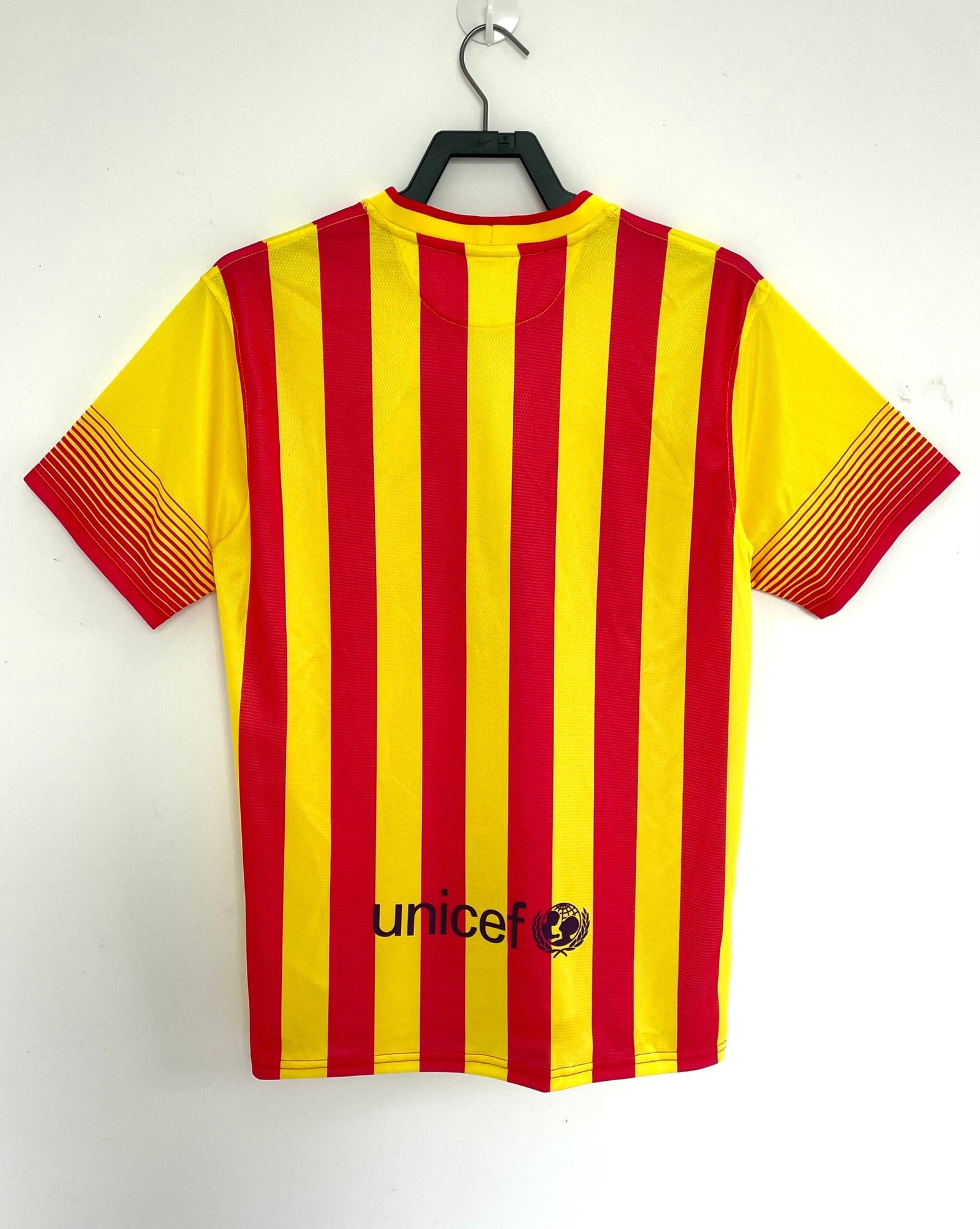 {Style No: 22673} Barcelona Away Kit 13/14 - Image 3