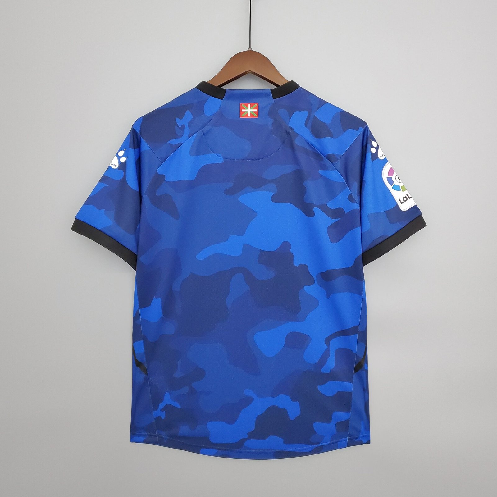 {Style No: 22511} Alaves Third Kit 21/22 - Image 3