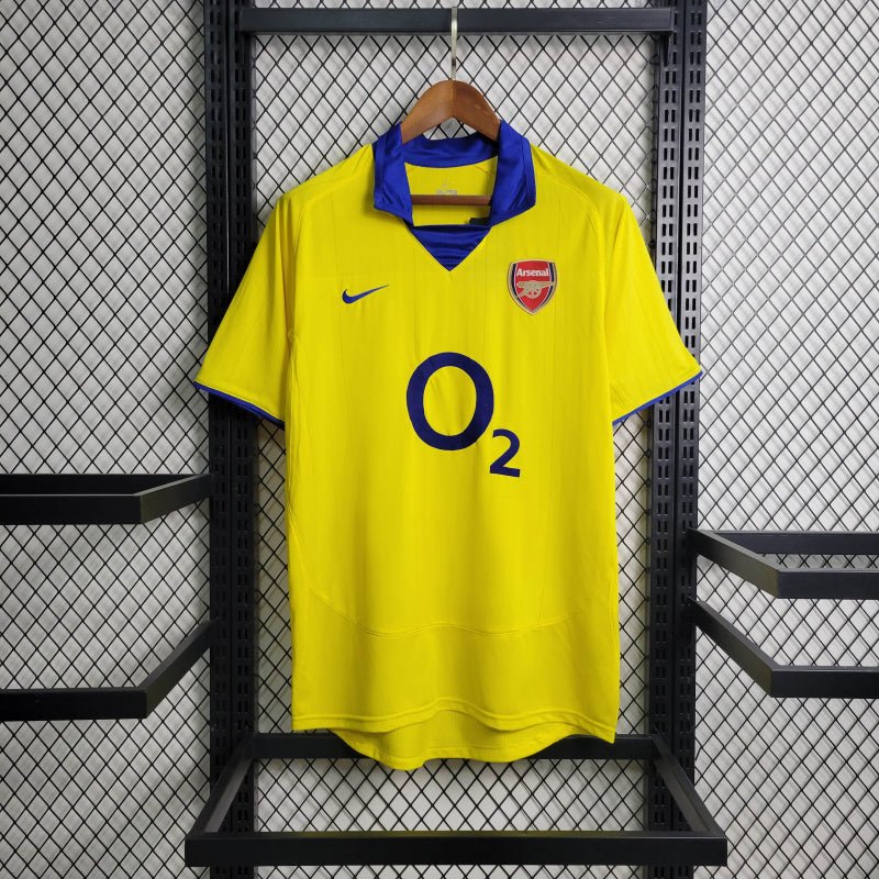 {Style No: 15548} Arsenal Away Kit 05/06