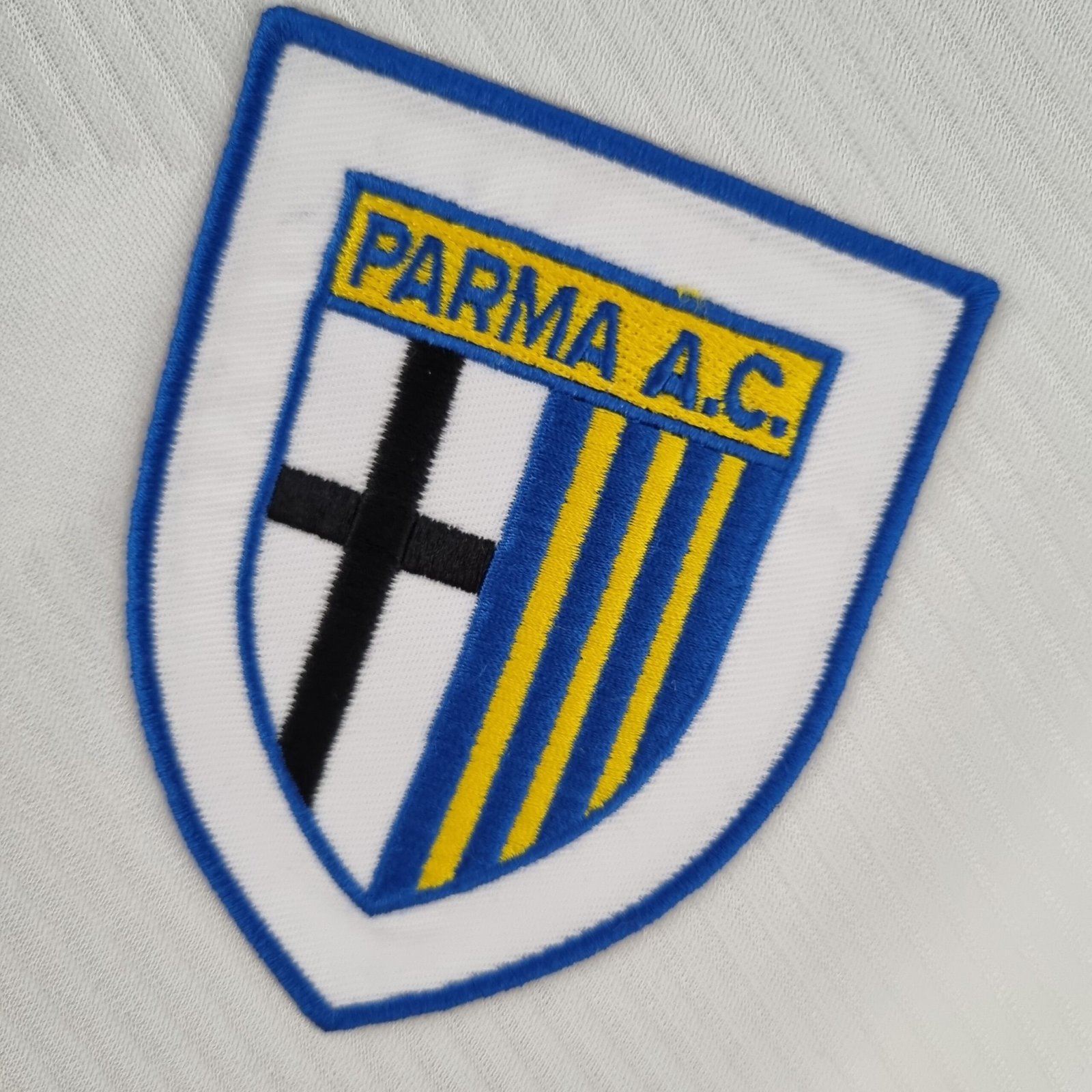{Style No: 25843} Parma Away Kit 93/95 - Image 2