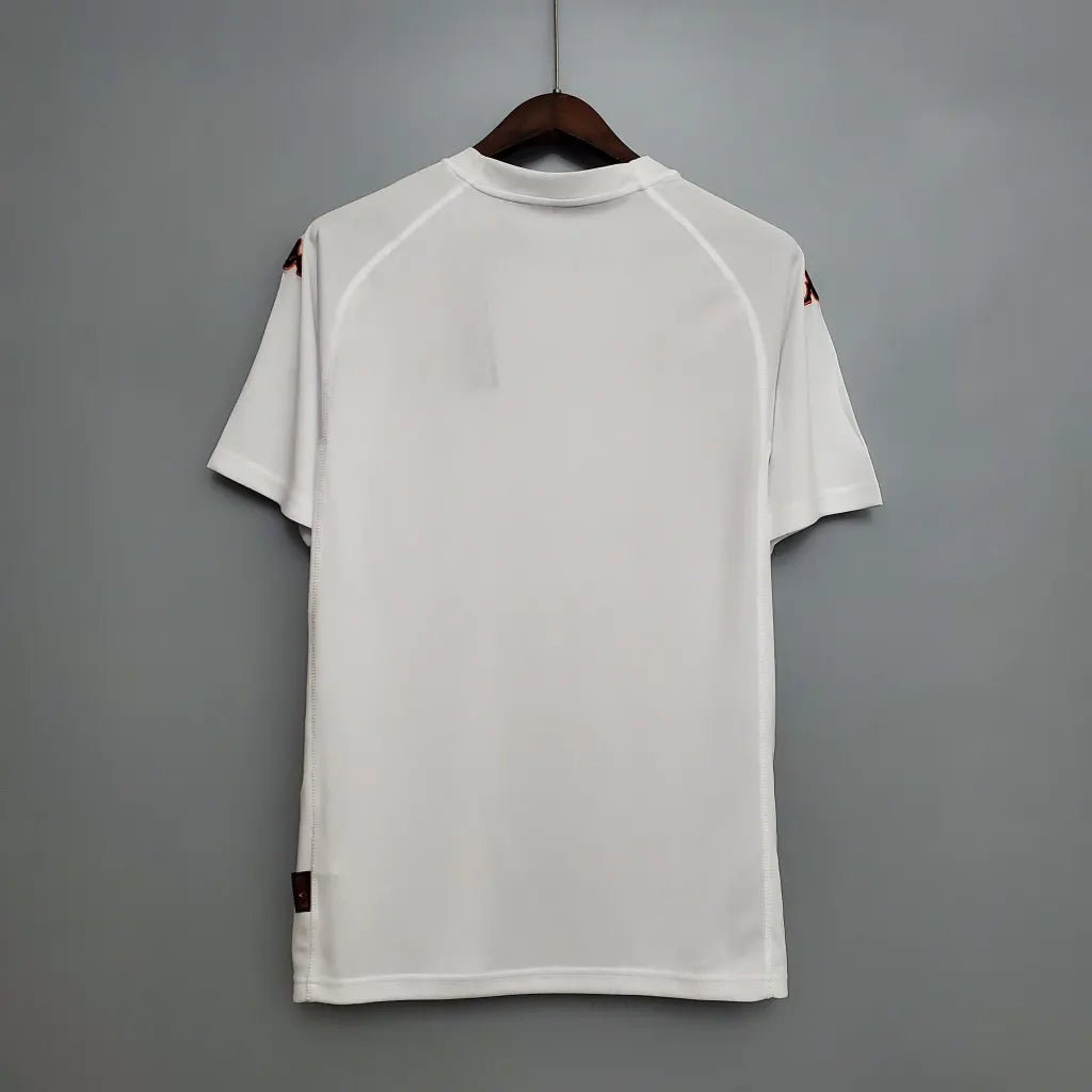{Style No: 26501} A.S. Roma Away Kit 00/01 - Image 3