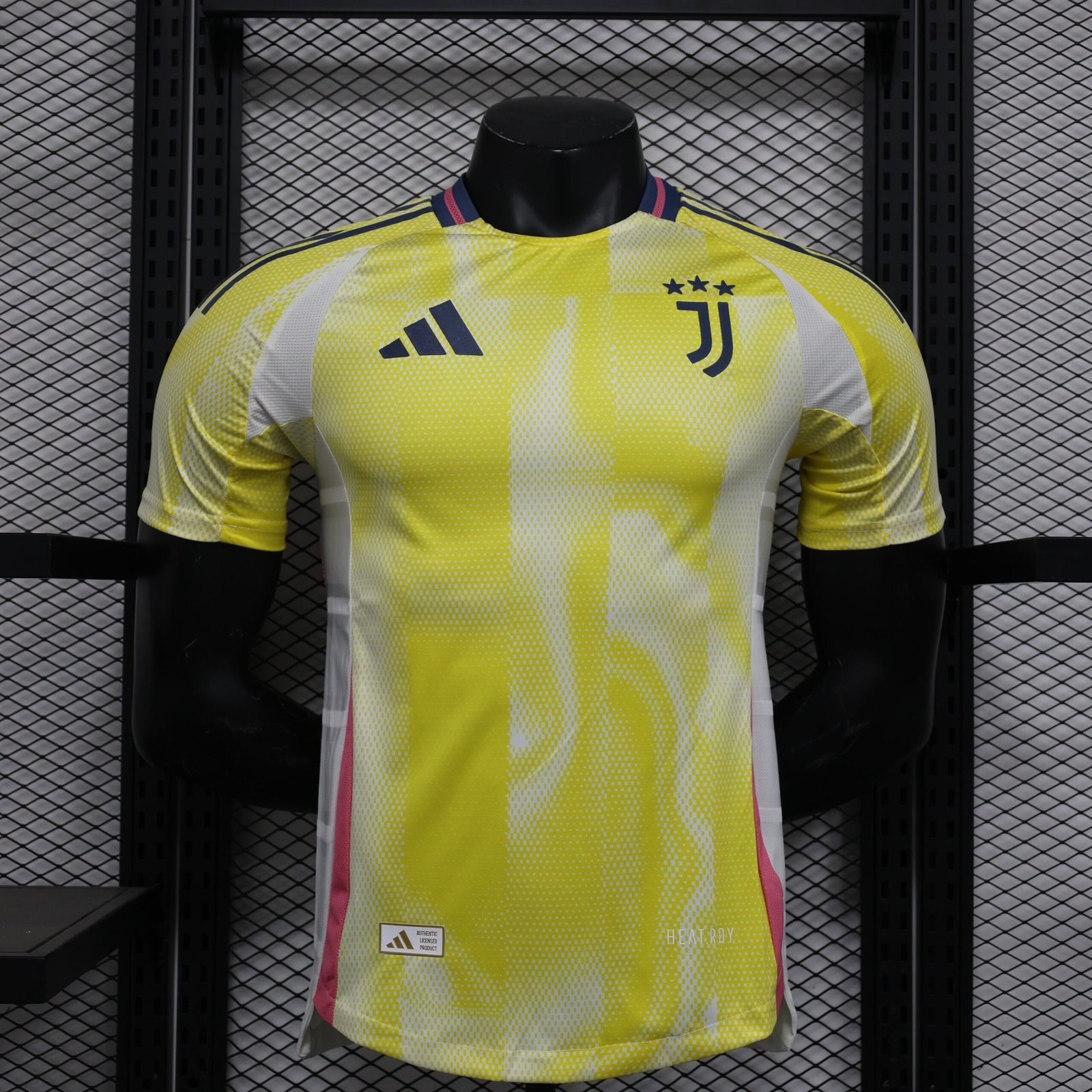 {Style No: 32517} Juventus Away Kit 24/25