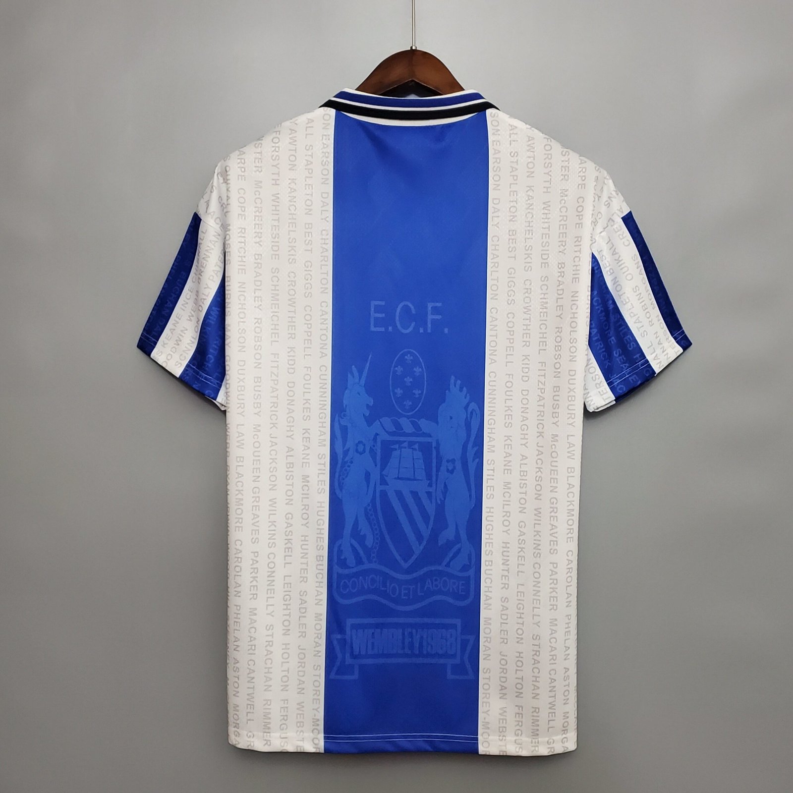 {Style No: 13160} Manchester United Away Kit 94/96 - Image 3