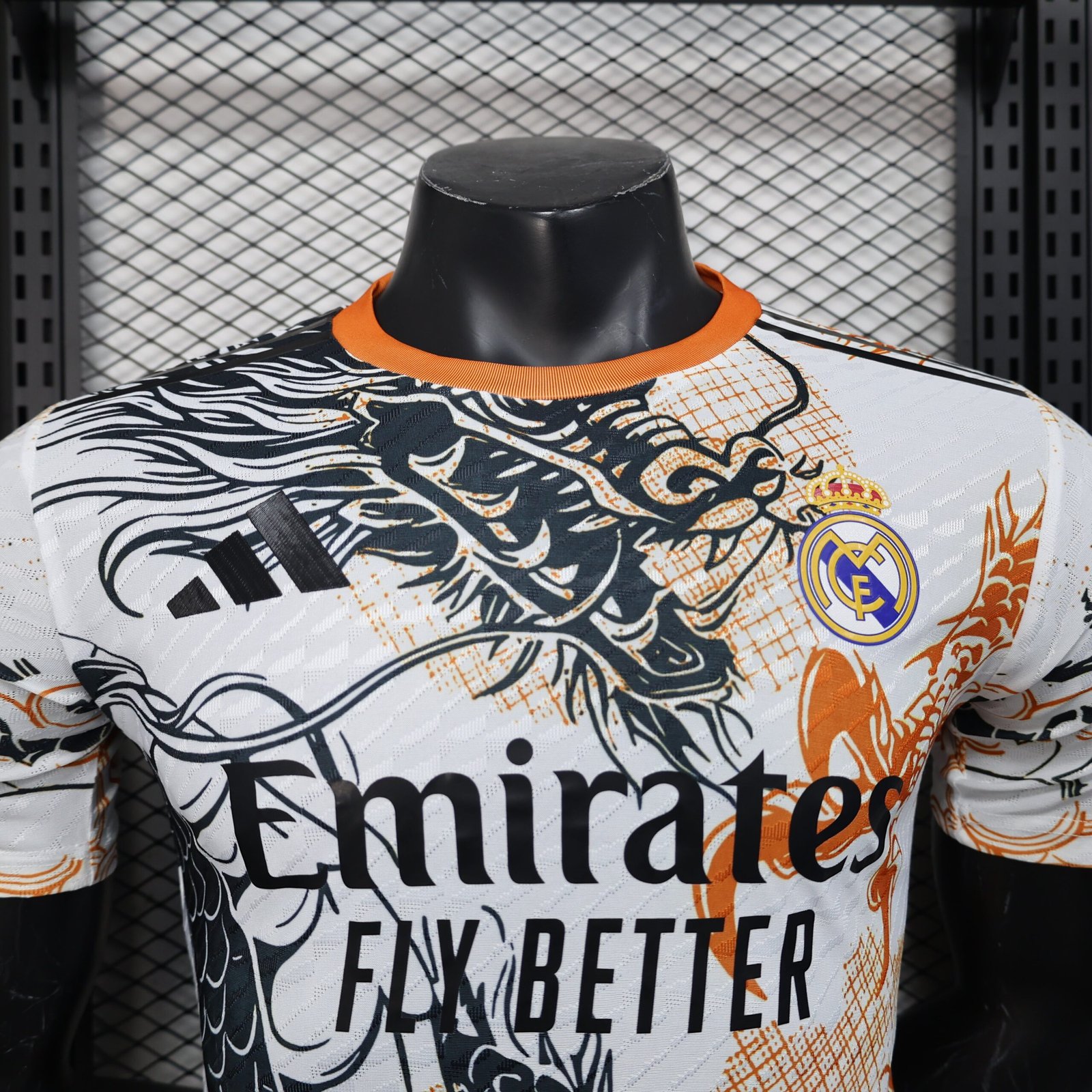 {Style No: 36050} Real Madrid “Thunder Serpent” Kit 24/25 - Image 4