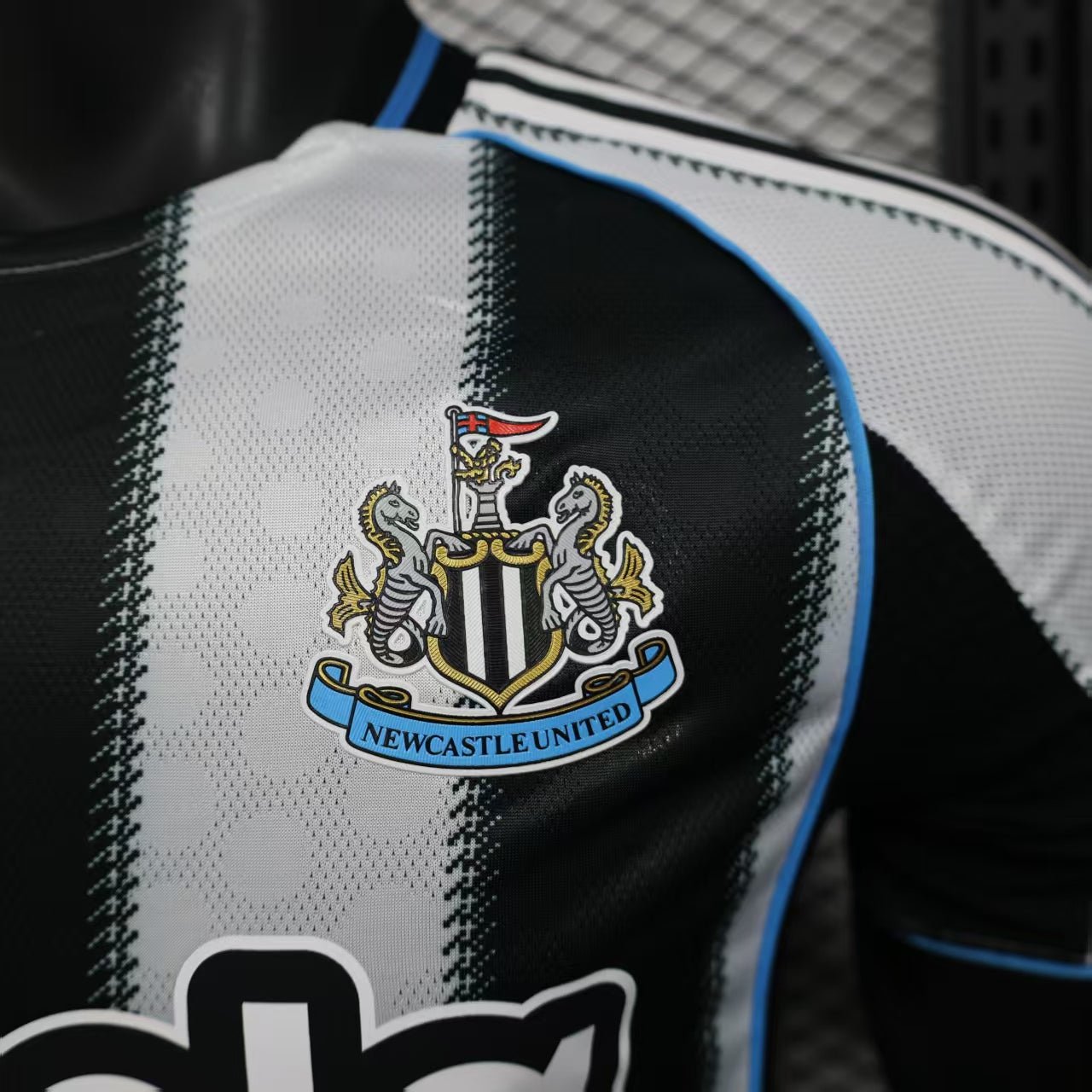 {Style No: 5855} Newcastle United Home Kit 25/26 - Image 2