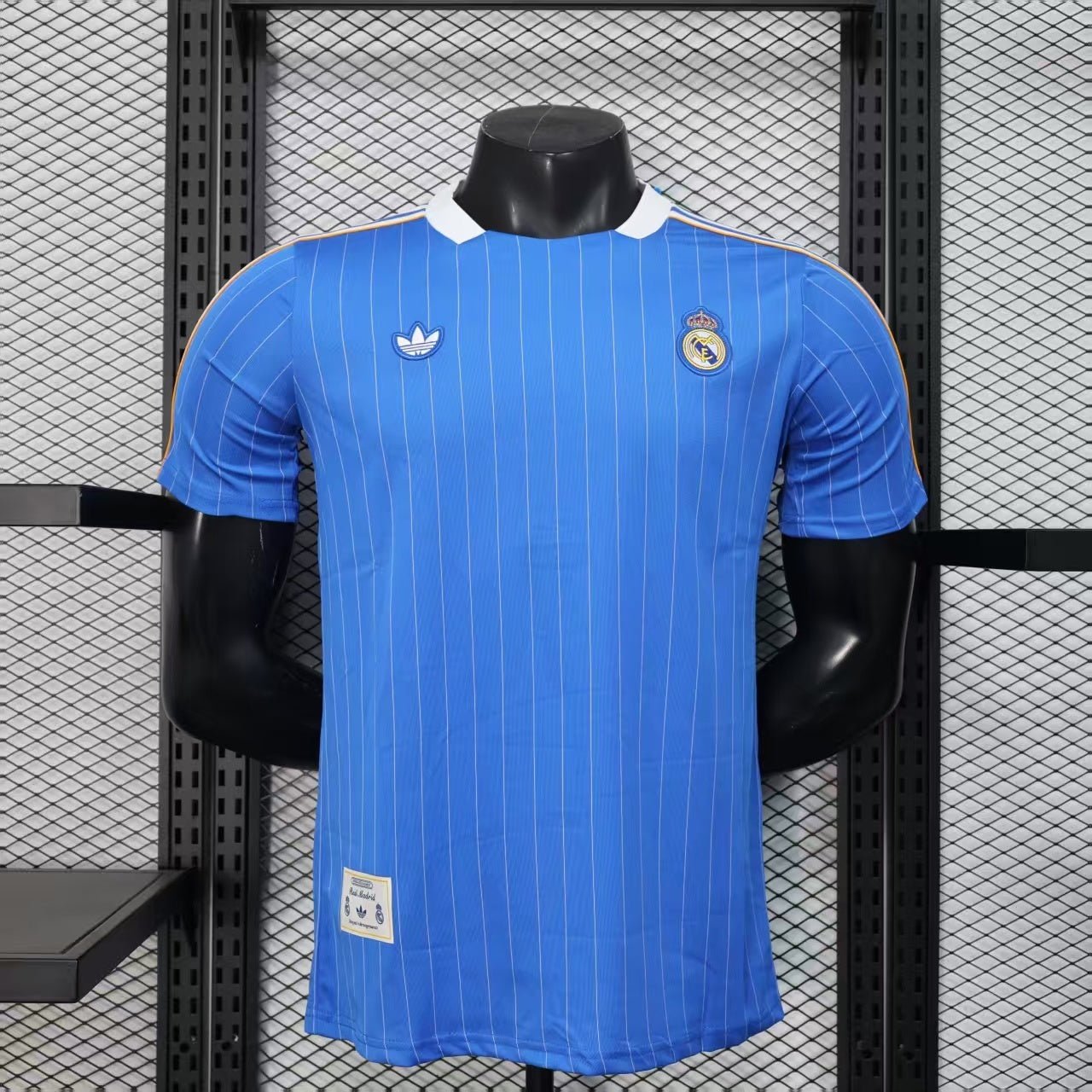 {Style No: 8075} Real Madrid ??TERRACE ICONS?? Kit 25/26