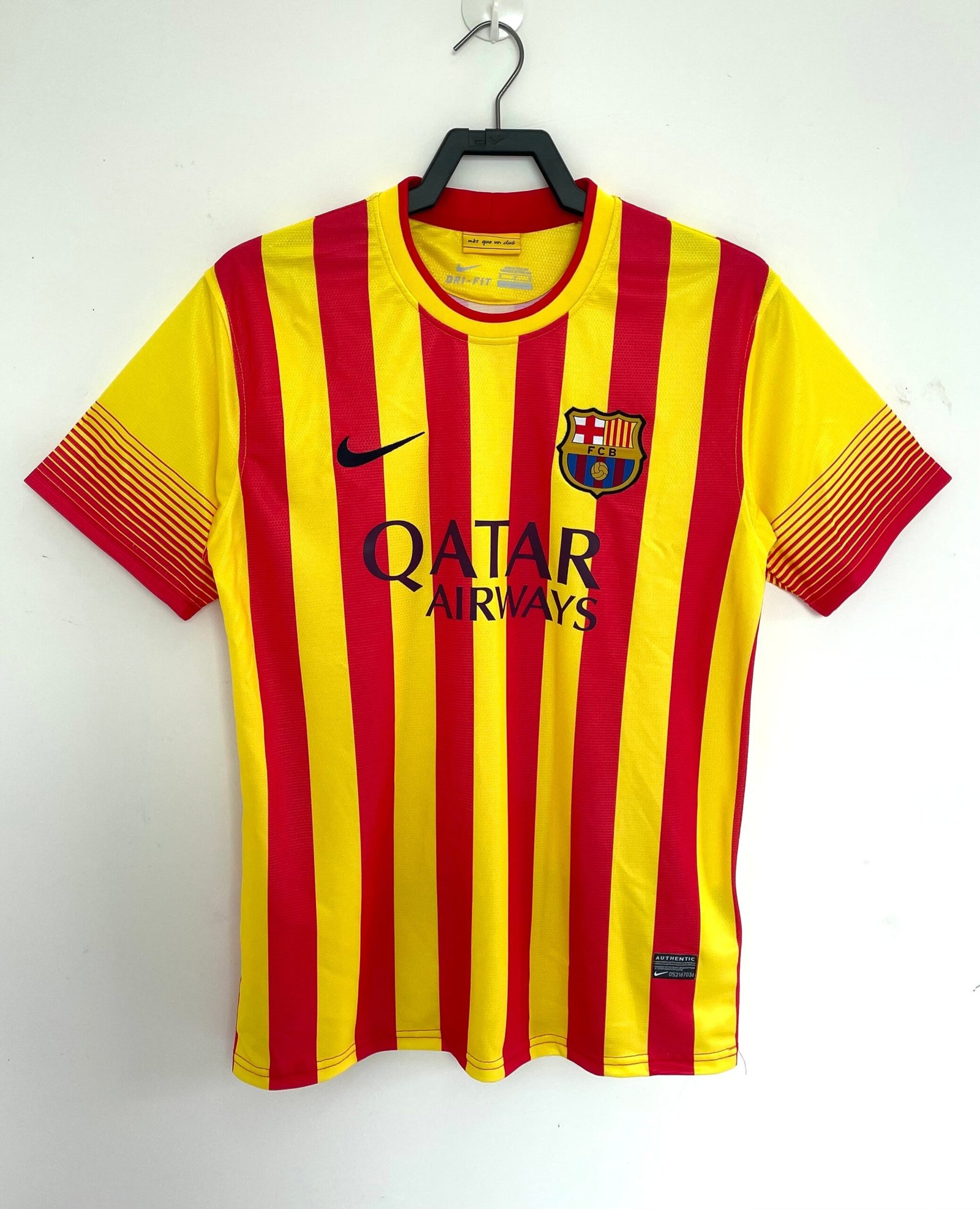 {Style No: 22673} Barcelona Away Kit 13/14