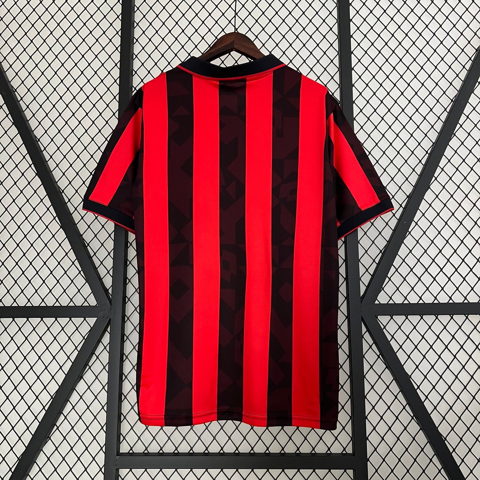 {Style No: 25495} AC Milan Home Kit 88/89 - Image 2