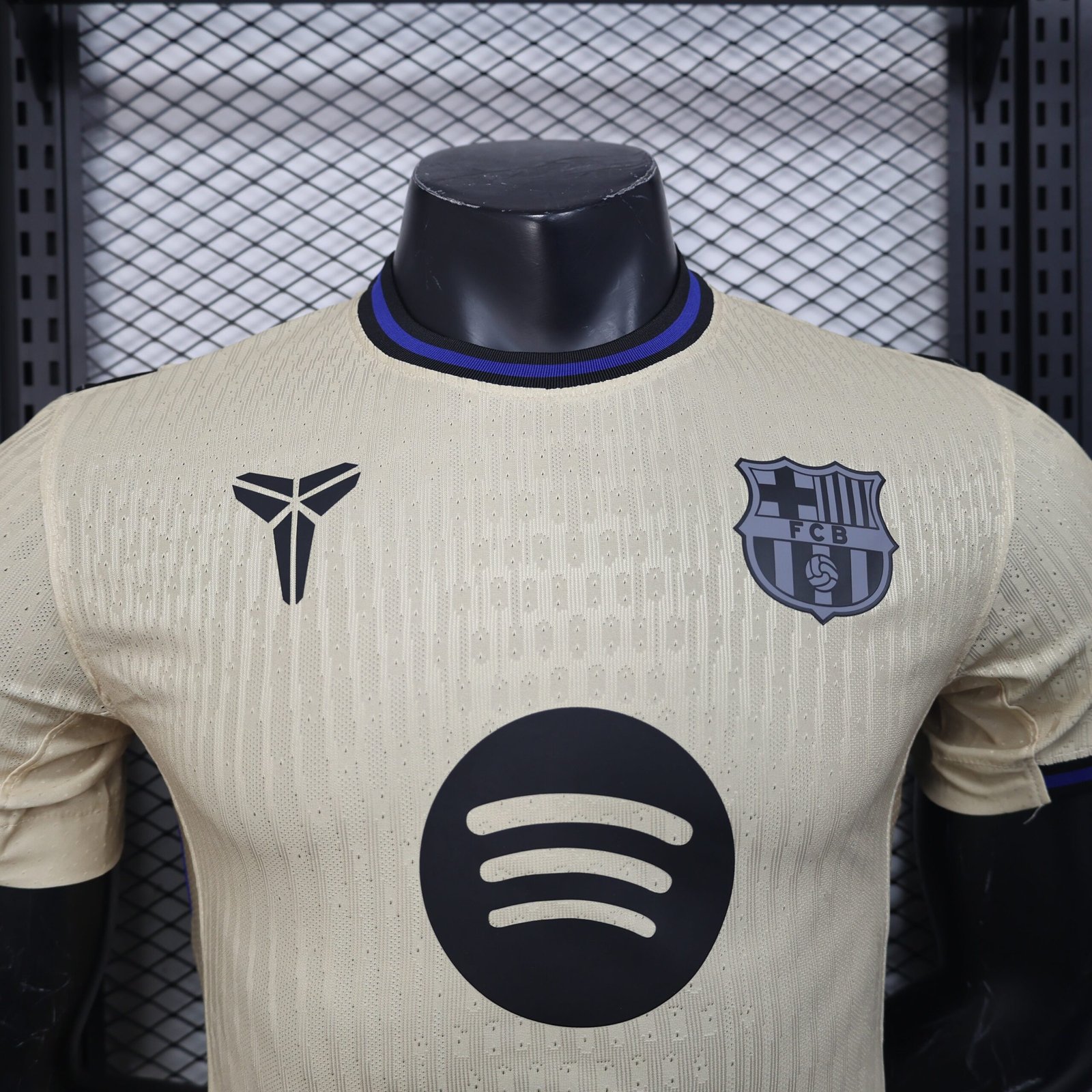 {Style No: 8011} Barcelona Away Kit 25/26 - Image 2
