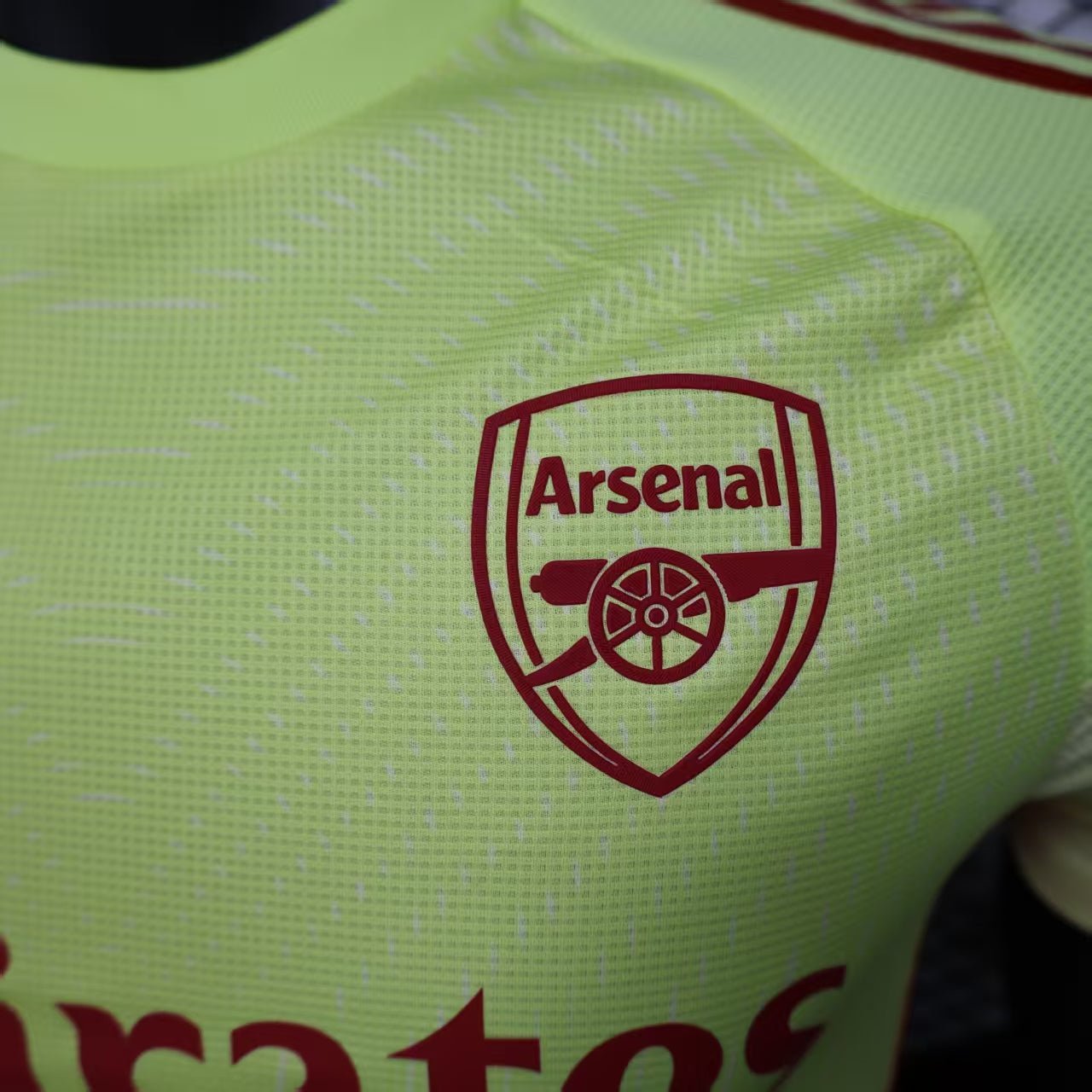 {Style No: 7063} Arsenal Goalkeeper Kit 25/26 - Image 2