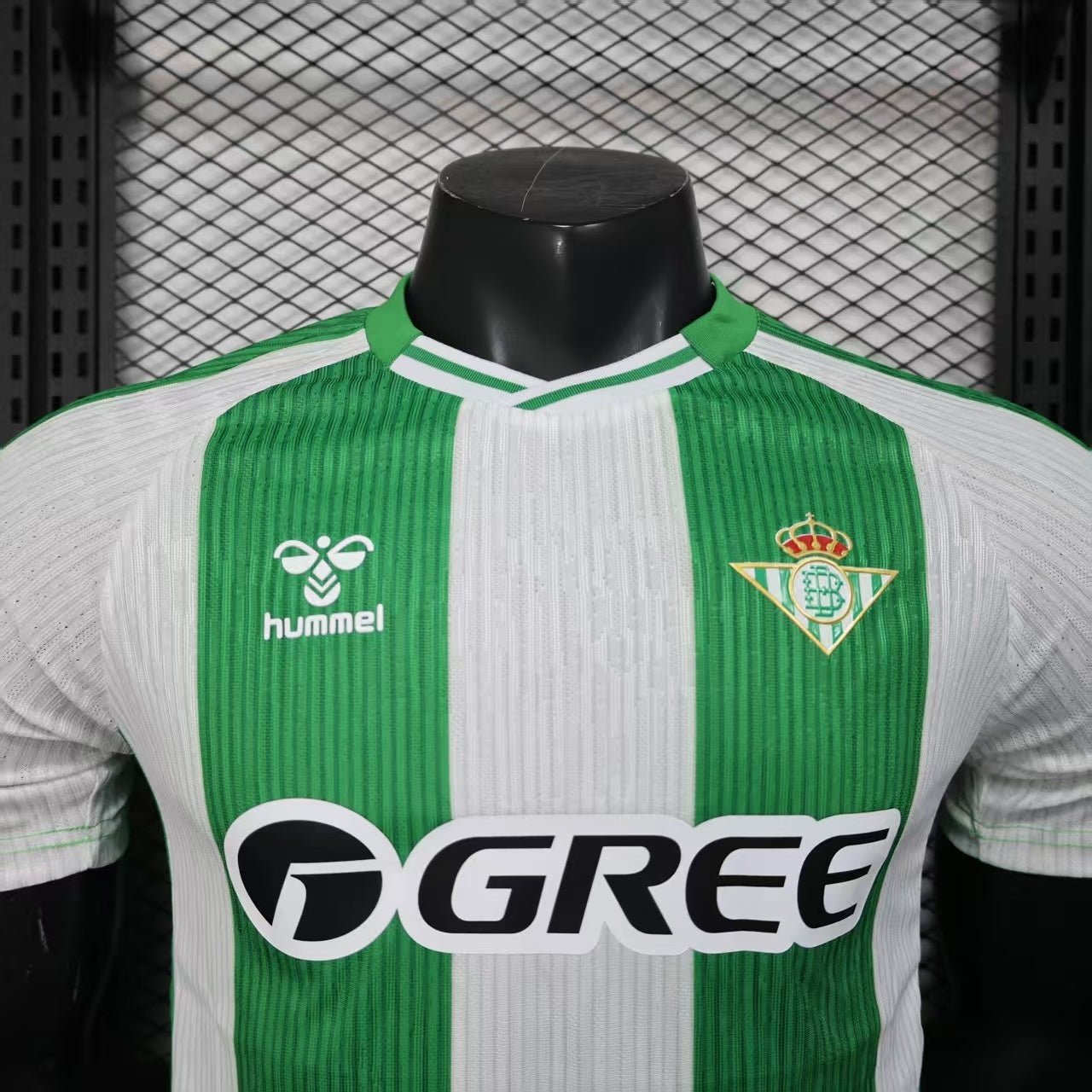 {Style No: 7318} Real Betis Home Kit 25/26 - Image 4