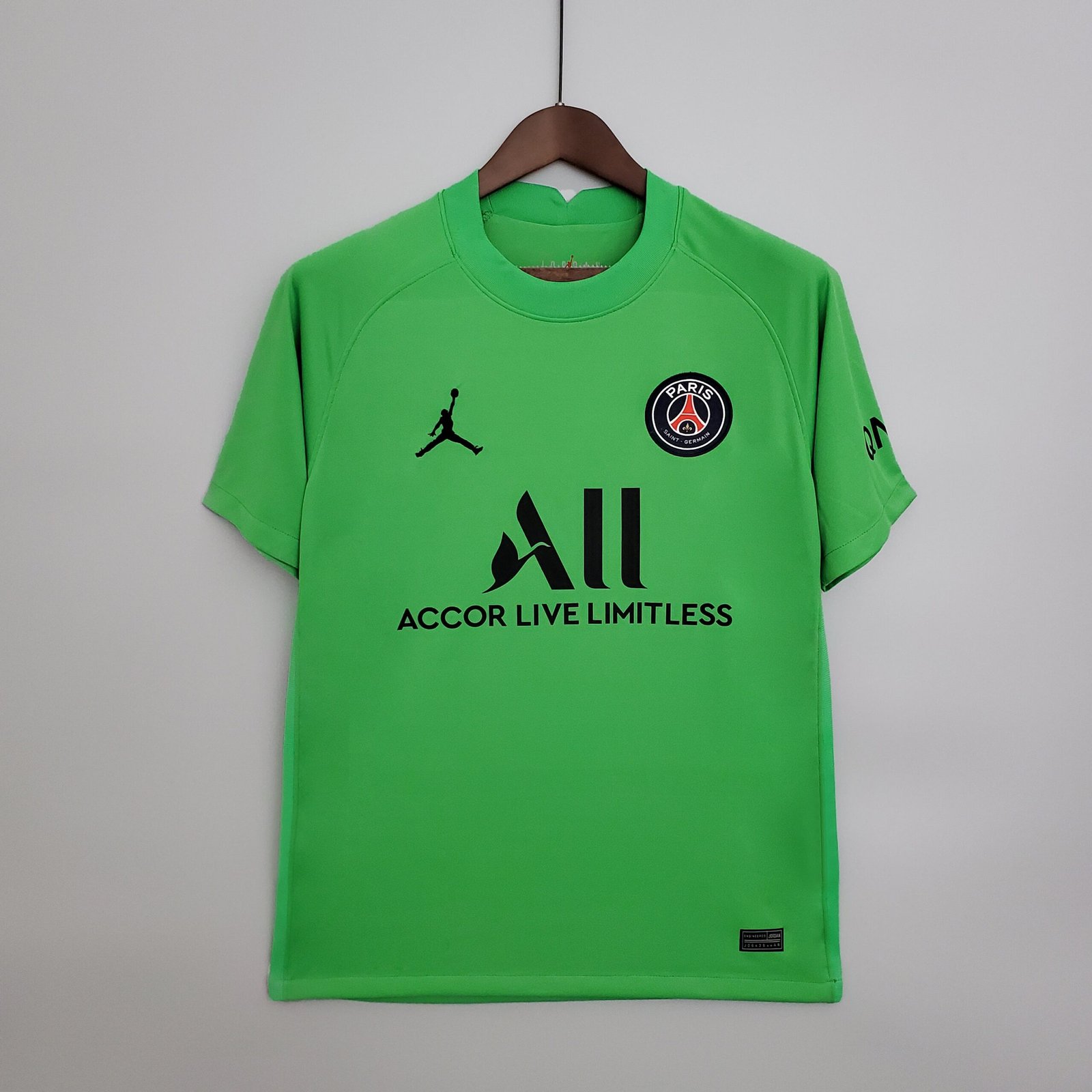 {Style No: 30881} Paris Saint-Germain Goalkeeper Kit 21/22
