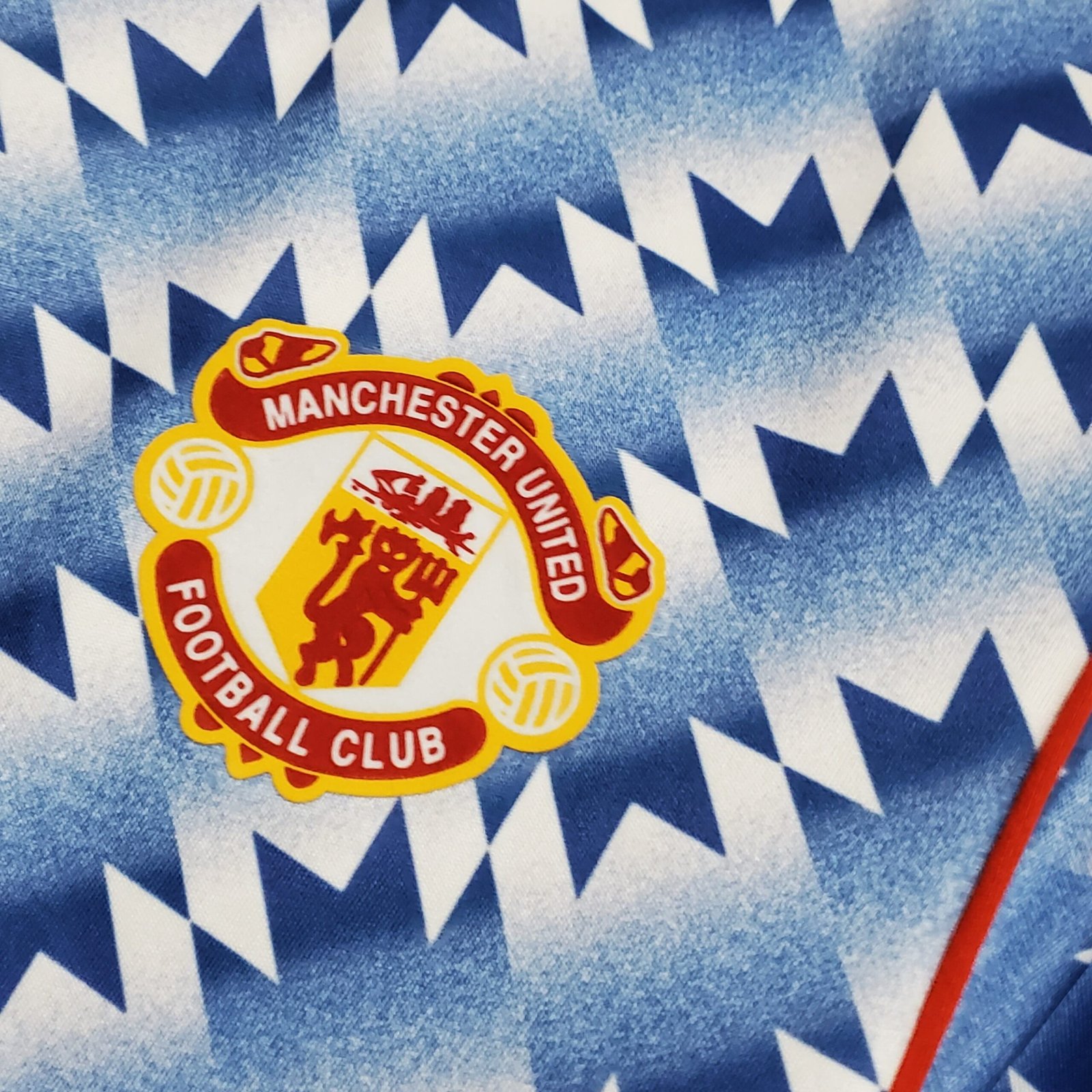{Style No: 13810} Manchester United Away Kit 90/92 - Image 2