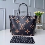 {Style No: R37ECOYP} NEVERFULL MM 32 NOIR MONOGRAM