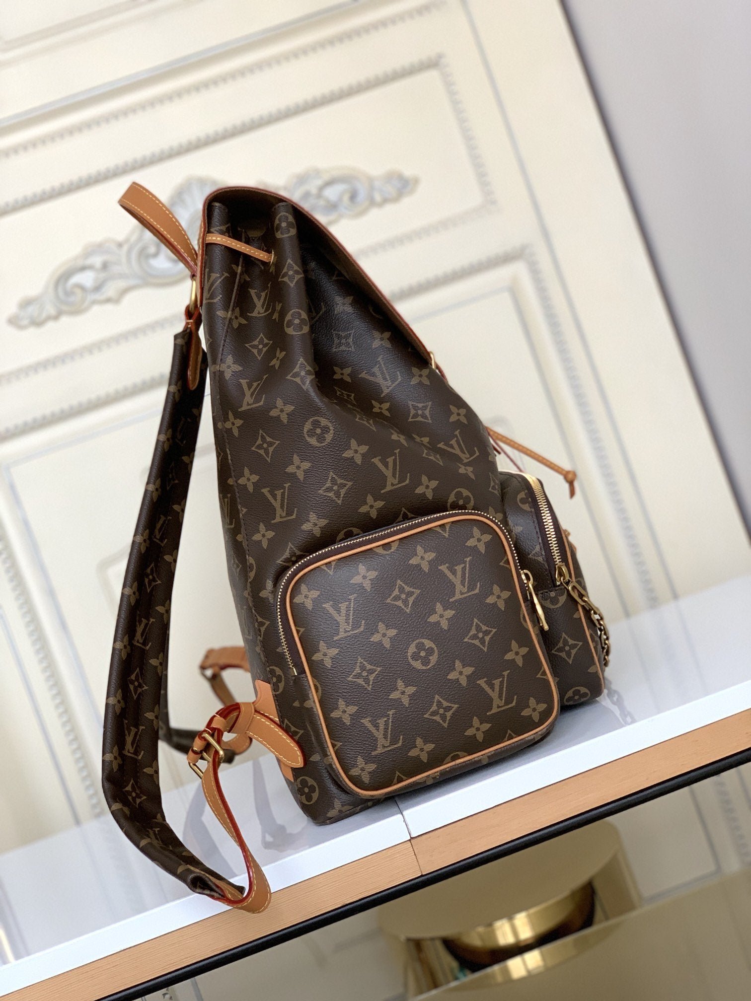 {Style No: 5ZWUUTPO} LV BACKPACK TRIO 45CM MONOGRAM CANVAS - Image 3