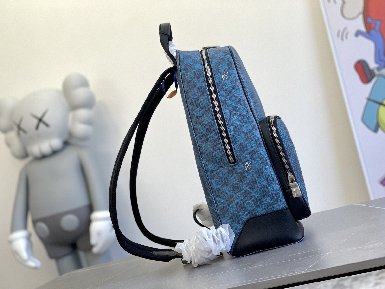 {Style No: J2FAA5B5} CAMPUS BACKPACK 30 NAVY DAMIER GRAPHITE - Image 4