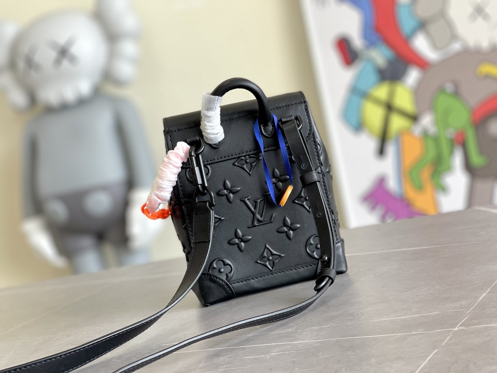 {Style No: WG1Q1V2N} STEAMER XS 15CM BLACK COWHIDE - Image 3