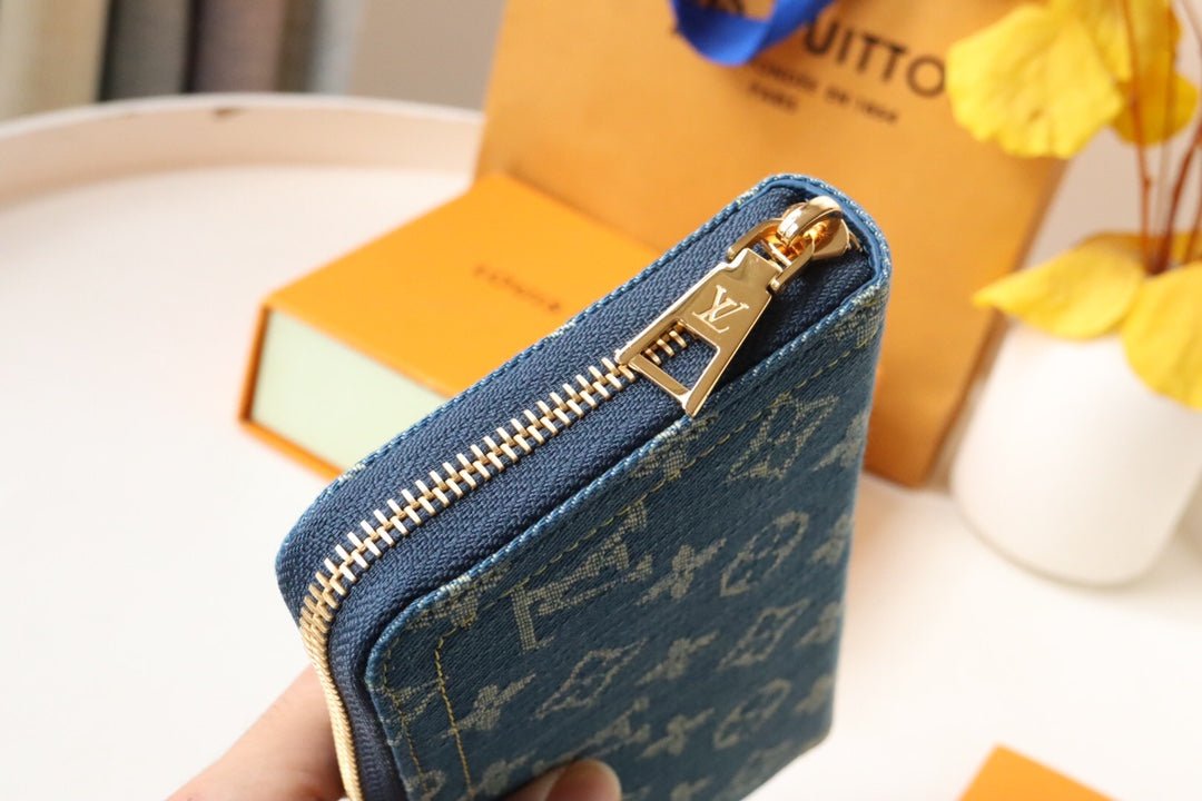 {Style No: 6QEAM2L3} LV MONOGRAM DENIM LEATHER 19CM LONG WALLET - Image 5