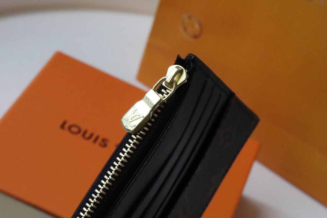 {Style No: M1VUQUAU} LV SLIM PURSE MONOGRAM CANVAS 20CM - Image 6