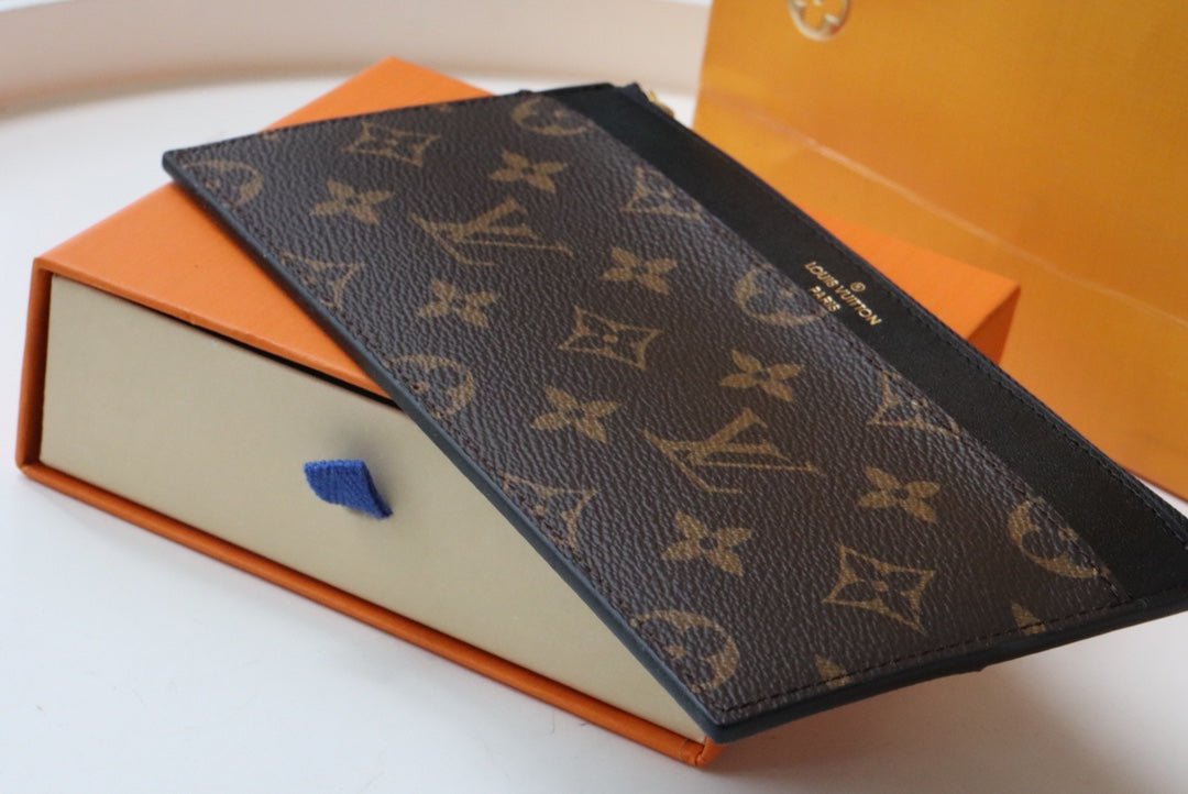 {Style No: M1VUQUAU} LV SLIM PURSE MONOGRAM CANVAS 20CM - Image 9