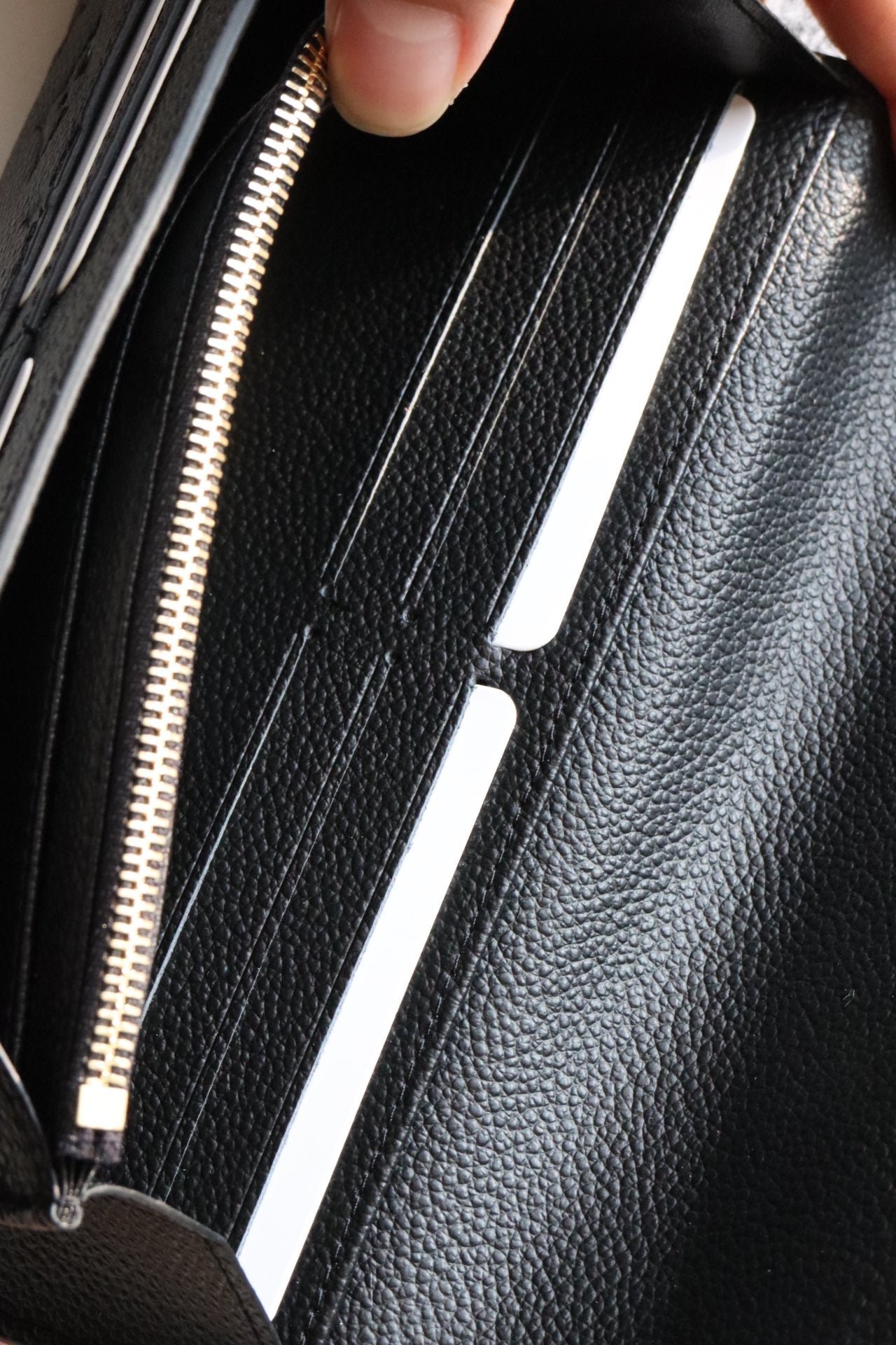 {Style No: VCZHPRM9} LV SARAH MONOGRAM EMPREINTE LEATHER 19CM - Image 8