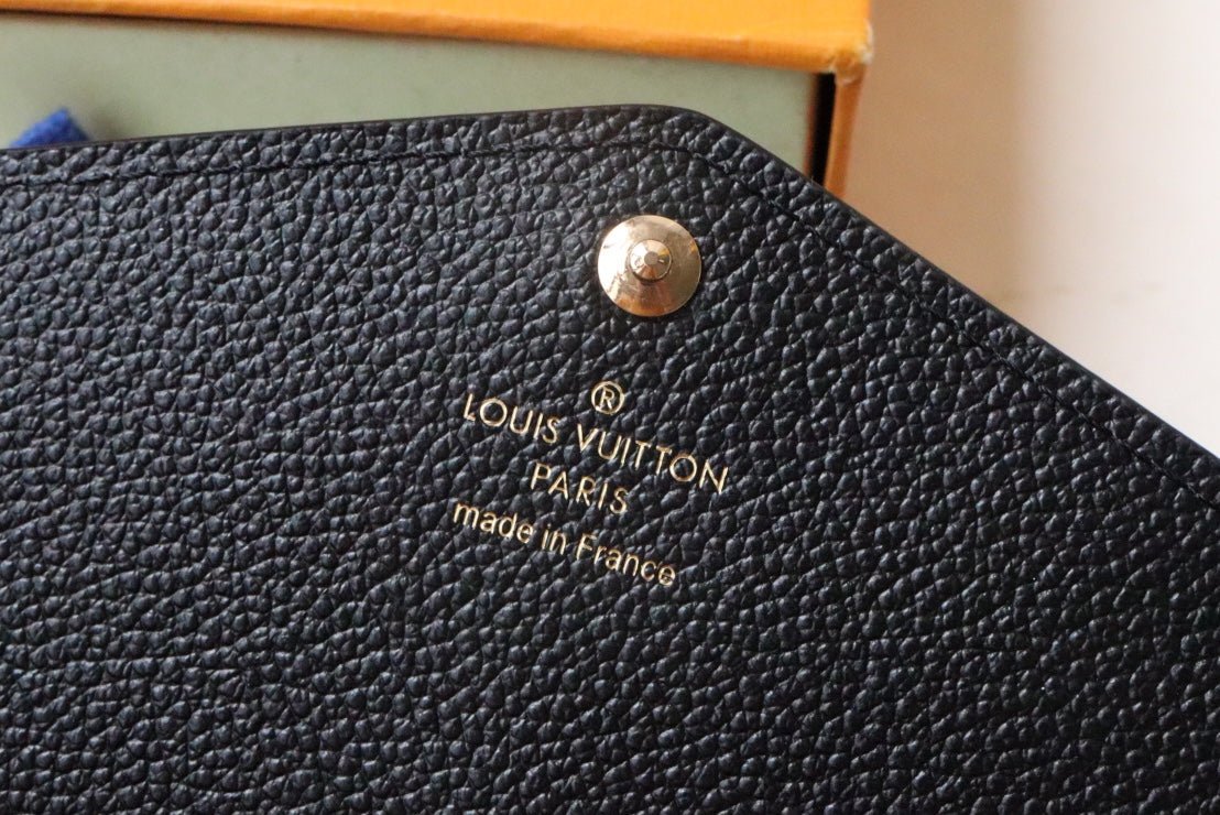 {Style No: F7LFVR6D} SARAH WALLET BLACK MONOGRAM EMPREINTE 19CM - Image 7