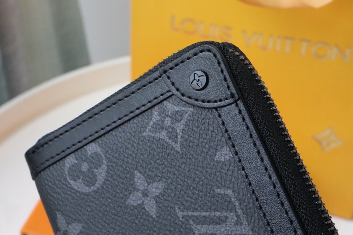 {Style No: 2A3FX5A8} TRUNK ZIPPY WALLET 19.5 BLACK MONOGRAM CANVAS - Image 6
