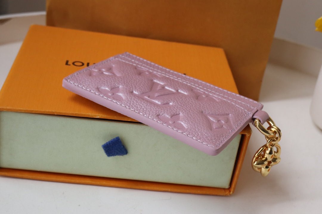 {Style No: 7F4483YO} CHARM CARD HOLDER PINK MONOGRAM CANVAS - Image 4