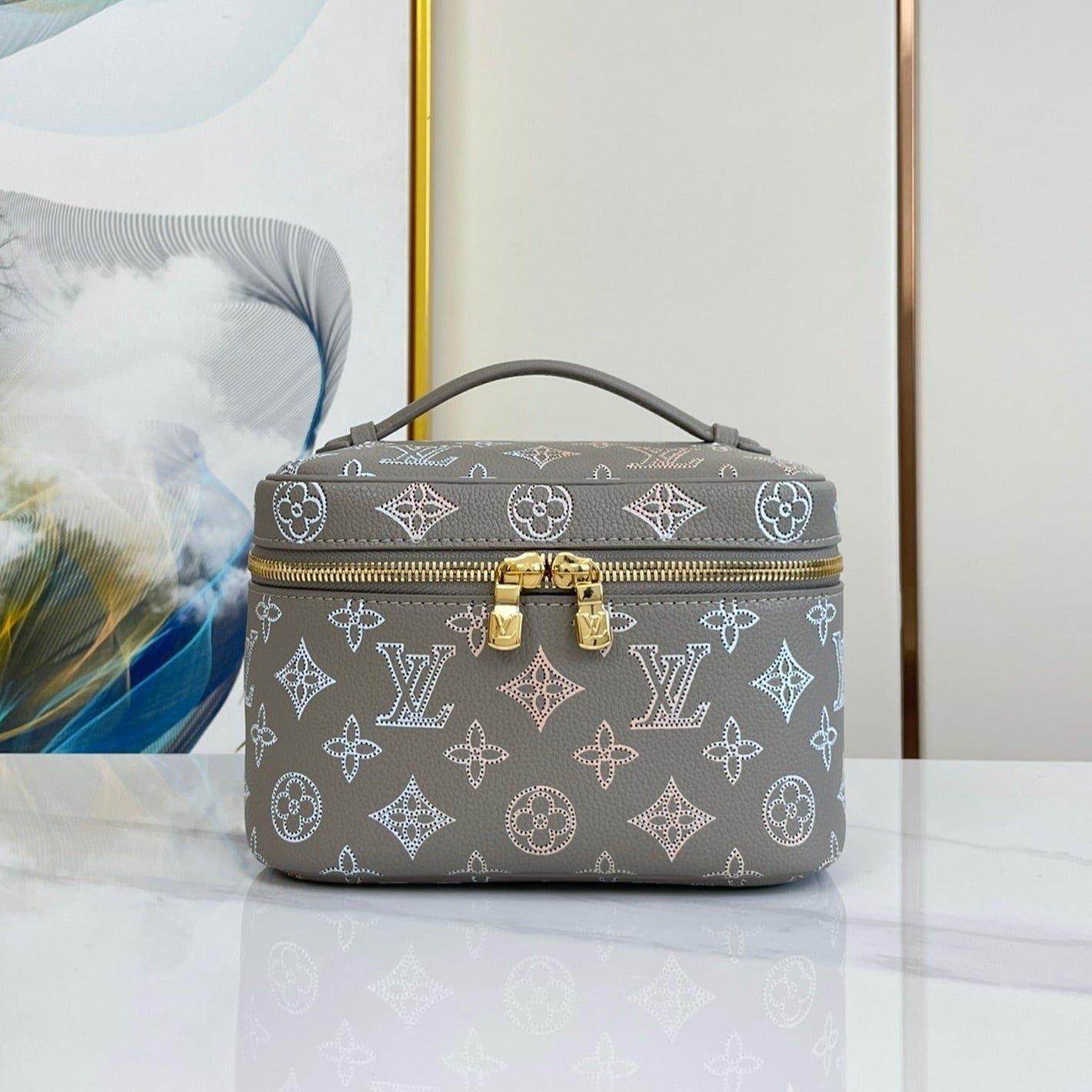 {Style No: PMNLR1QW} NICE MINI 20 MAHINA CALFSKIN