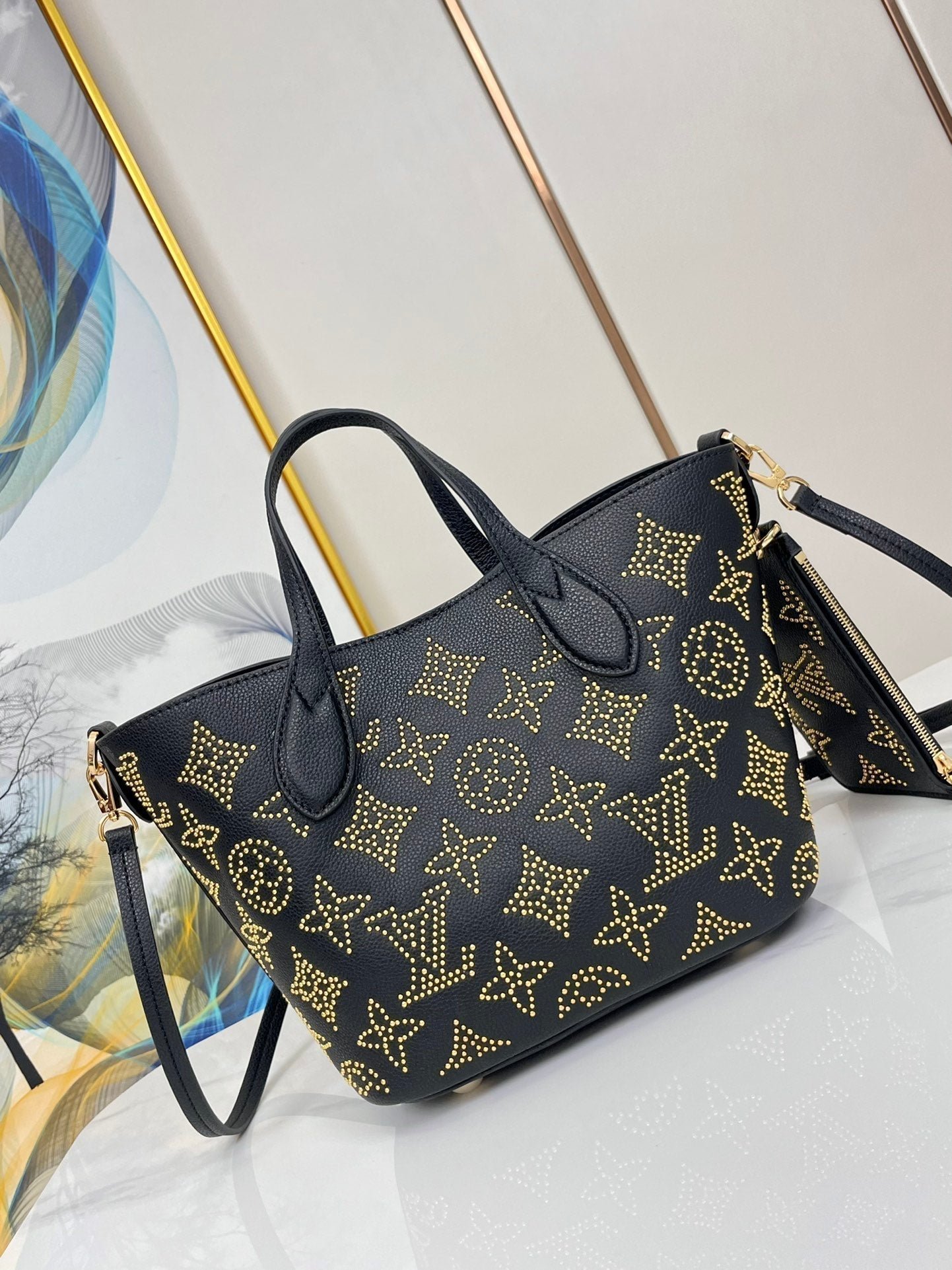 {Style No: 5OVH2K9T} BLOSSOM PM 20 BLACK MAHINA CALFSKIN - Image 3