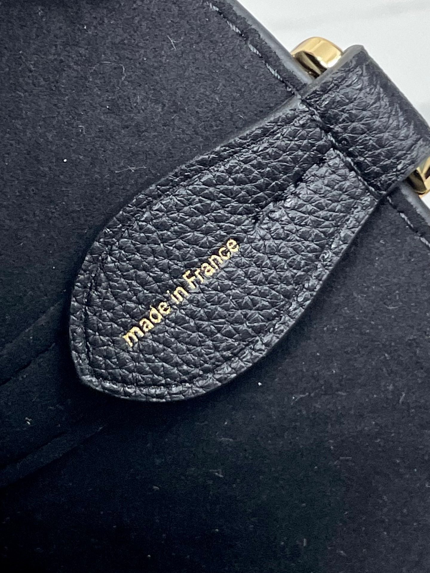 {Style No: 5OVH2K9T} BLOSSOM PM 20 BLACK MAHINA CALFSKIN - Image 9