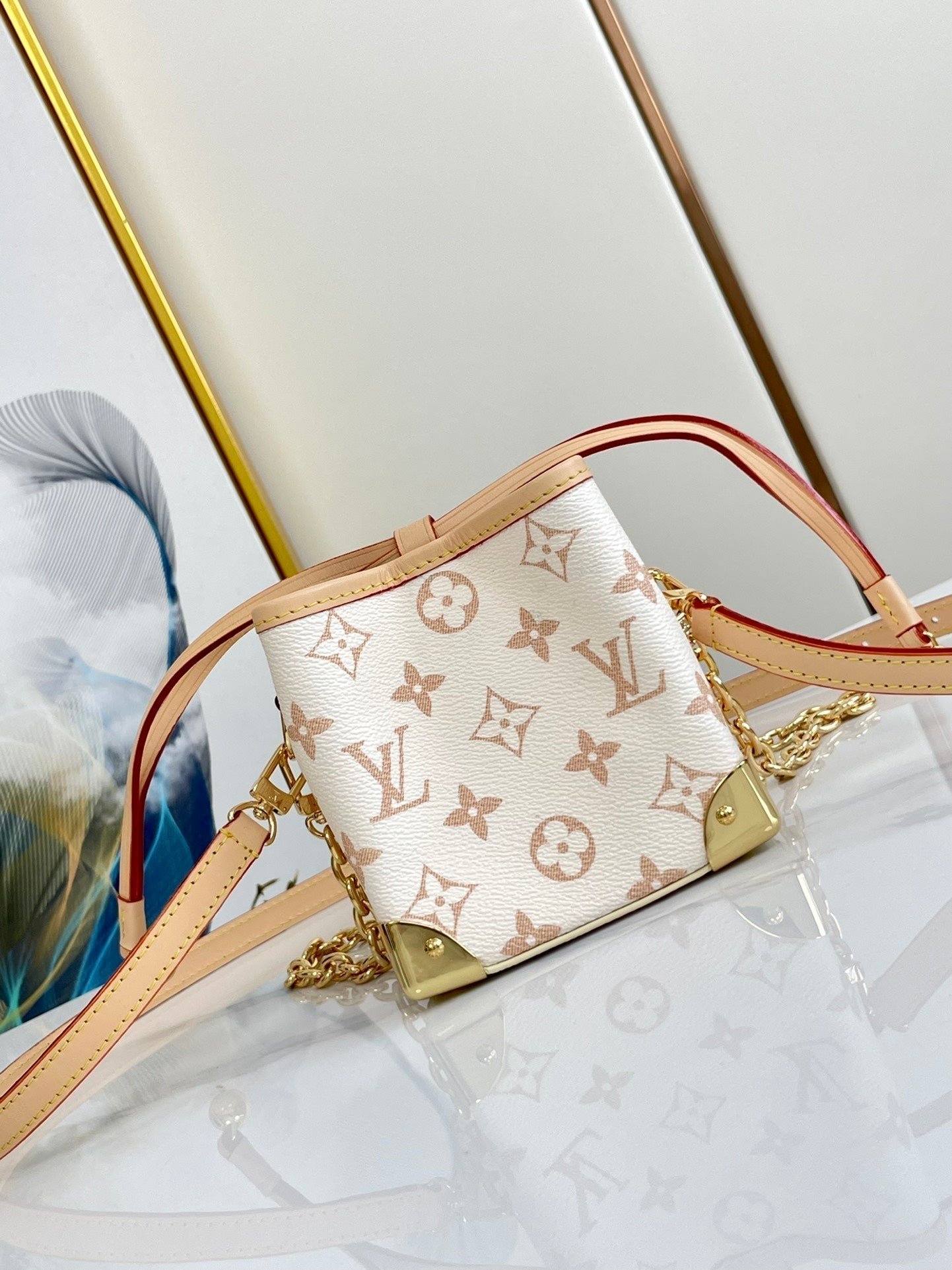 {Style No: XSZA67R8} NOE PURSE 11.5 NANO CHARM CREAM PINK MONOGRAM CANVAS - Image 3