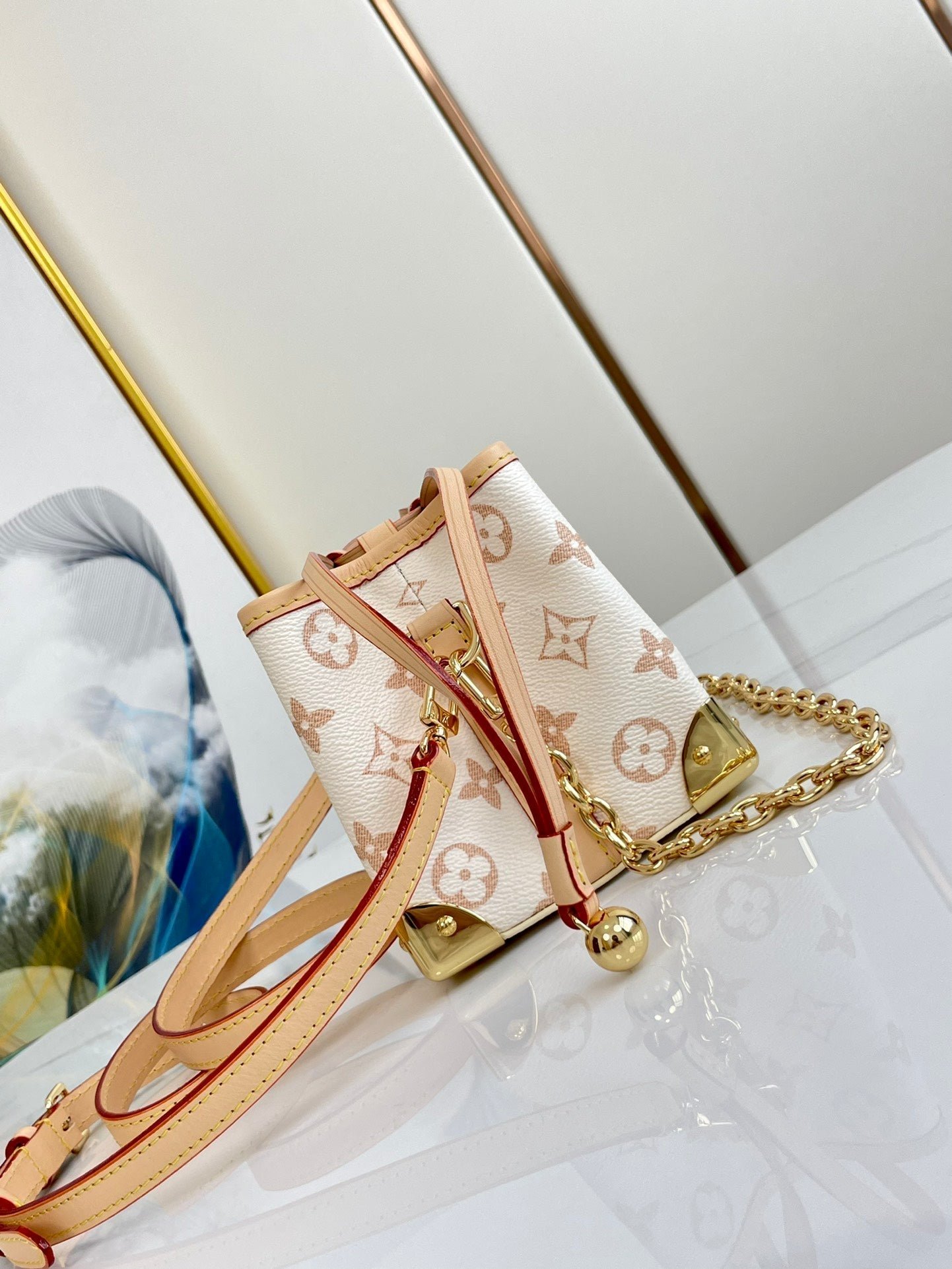 {Style No: XSZA67R8} NOE PURSE 11.5 NANO CHARM CREAM PINK MONOGRAM CANVAS - Image 5