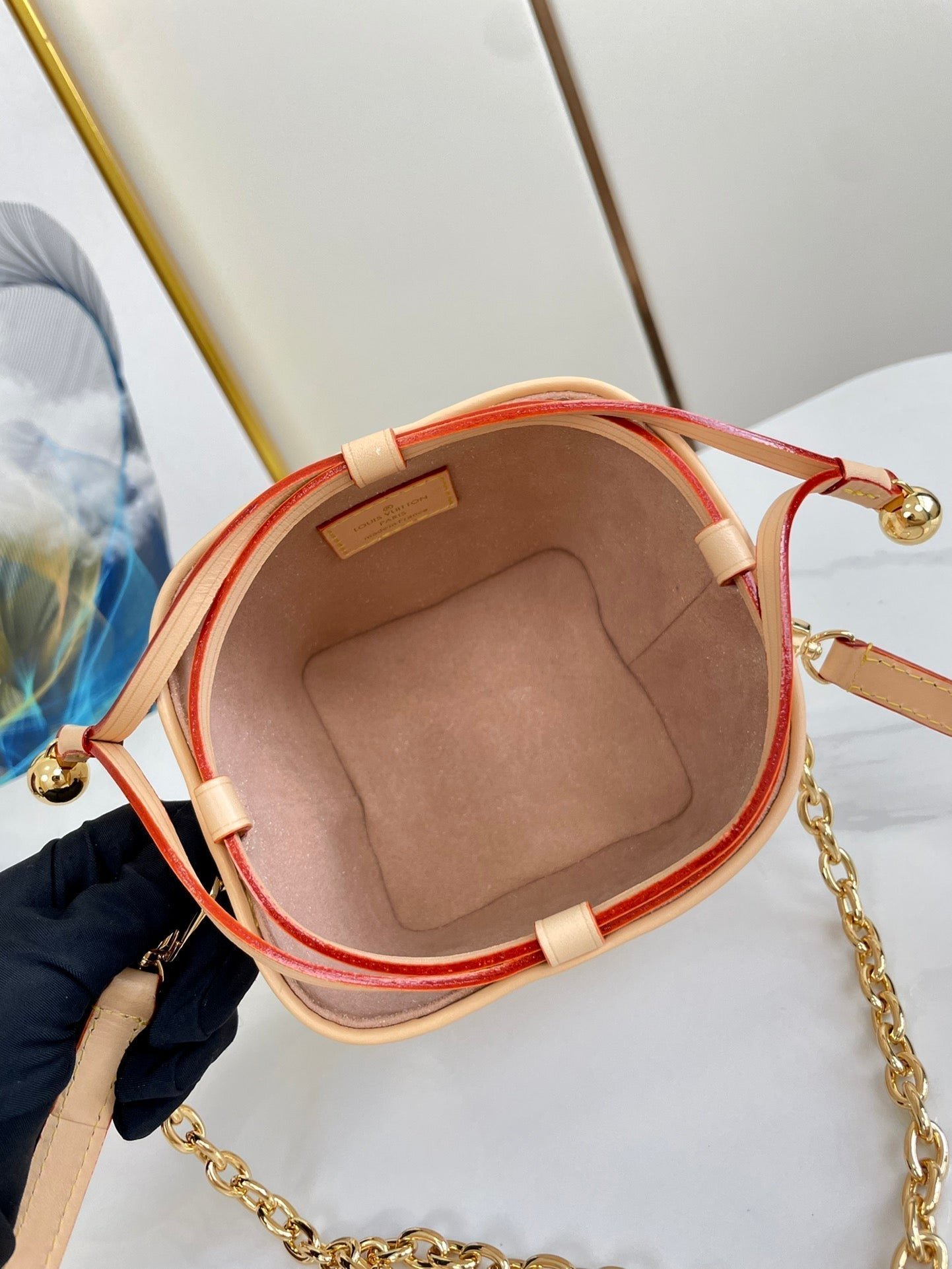 {Style No: XSZA67R8} NOE PURSE 11.5 NANO CHARM CREAM PINK MONOGRAM CANVAS - Image 8
