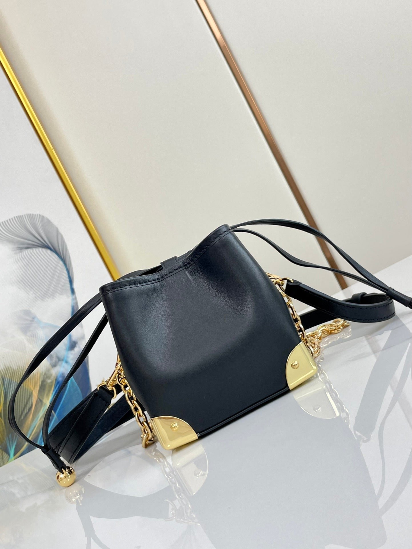 {Style No: 5K972YXI} NOE PURSE 11.5 NANO CHARM BLACK CALFSKIN - Image 3