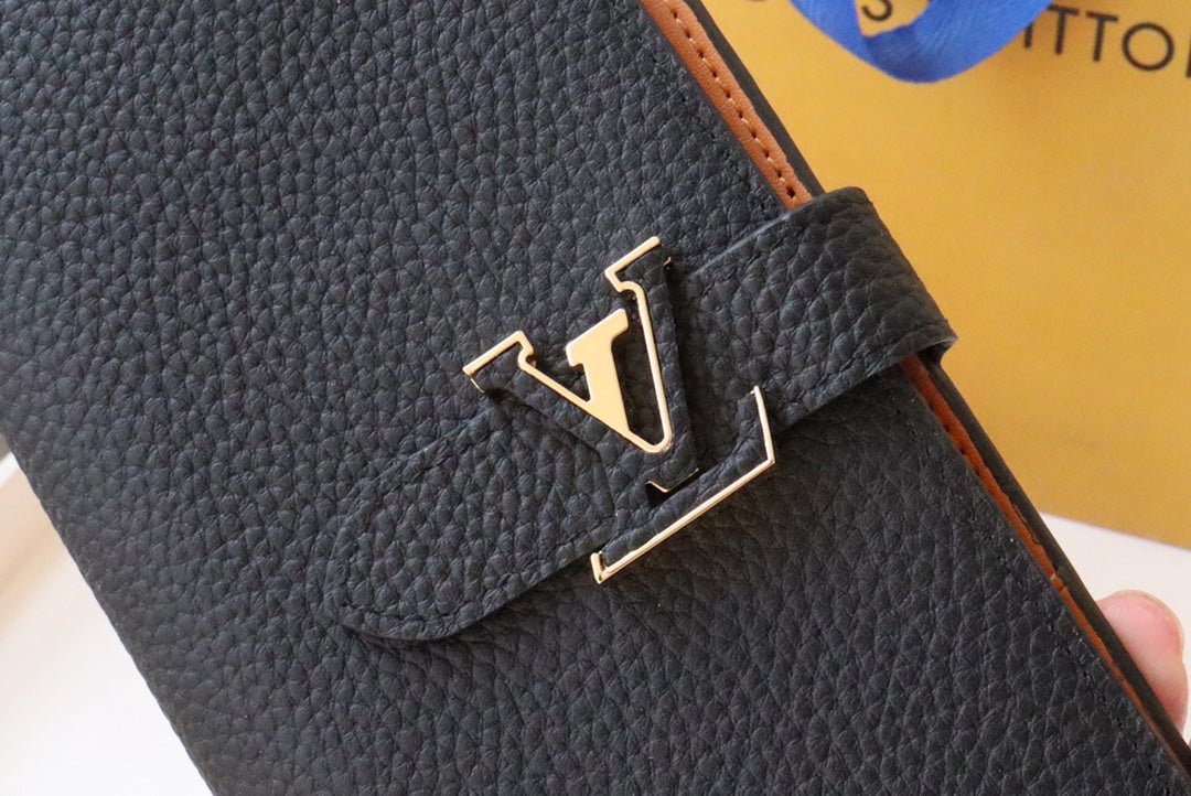 {Style No: JY9XORZD} VERTICAL WALLET CAPUCINES BLACK - Image 3