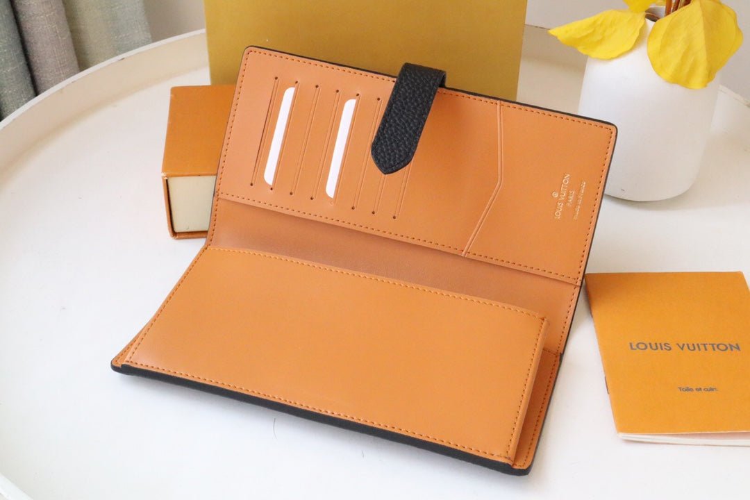 {Style No: JY9XORZD} VERTICAL WALLET CAPUCINES BLACK - Image 5
