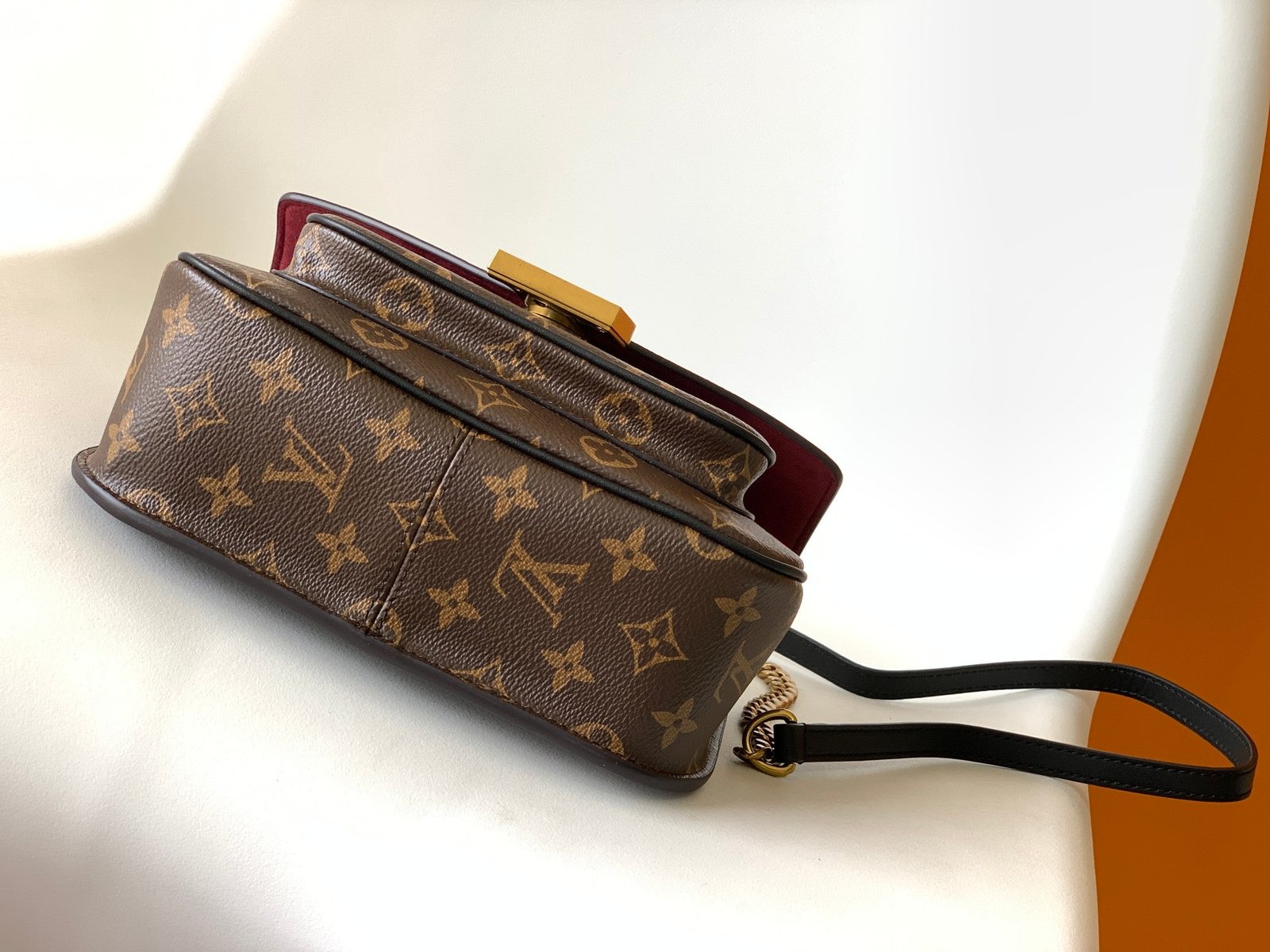 {Style No: YAP5QZC2} PASSY 22 BROWN MONOGRAM CANVAS - Image 3