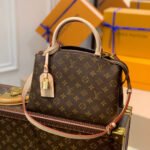 {Style No: C9I9CV42} PETIS PALAIS 29 BROWN MONOGRAM CANVAS