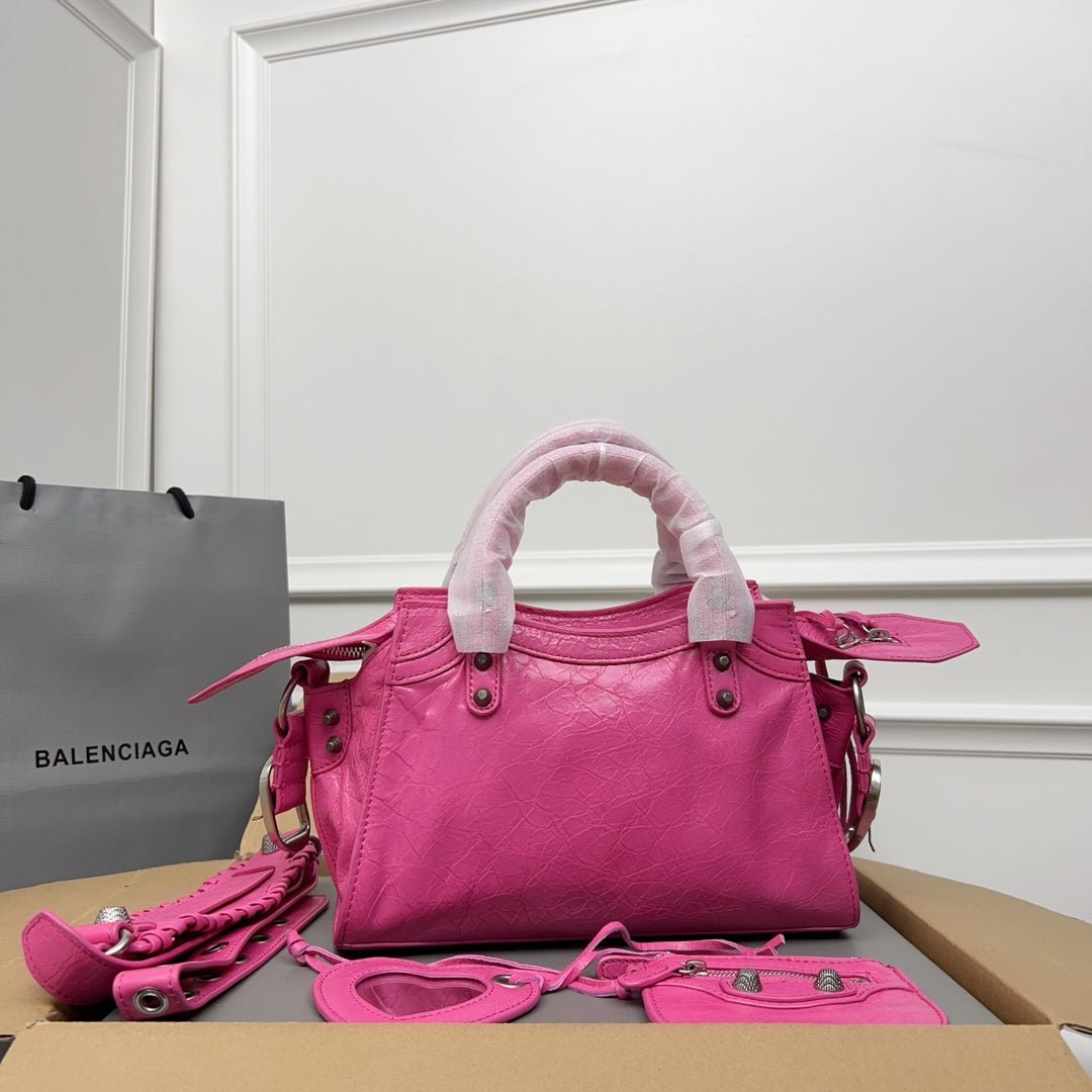{Style No: 5QRBFSFC} NEO CAGOLE 26 IN DEEP PINK LAMBSKIN - Image 6